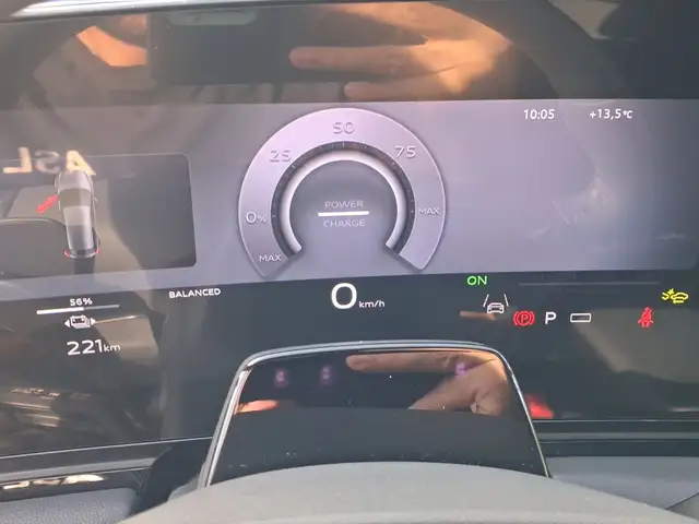 Audi A6 e-tron view 10