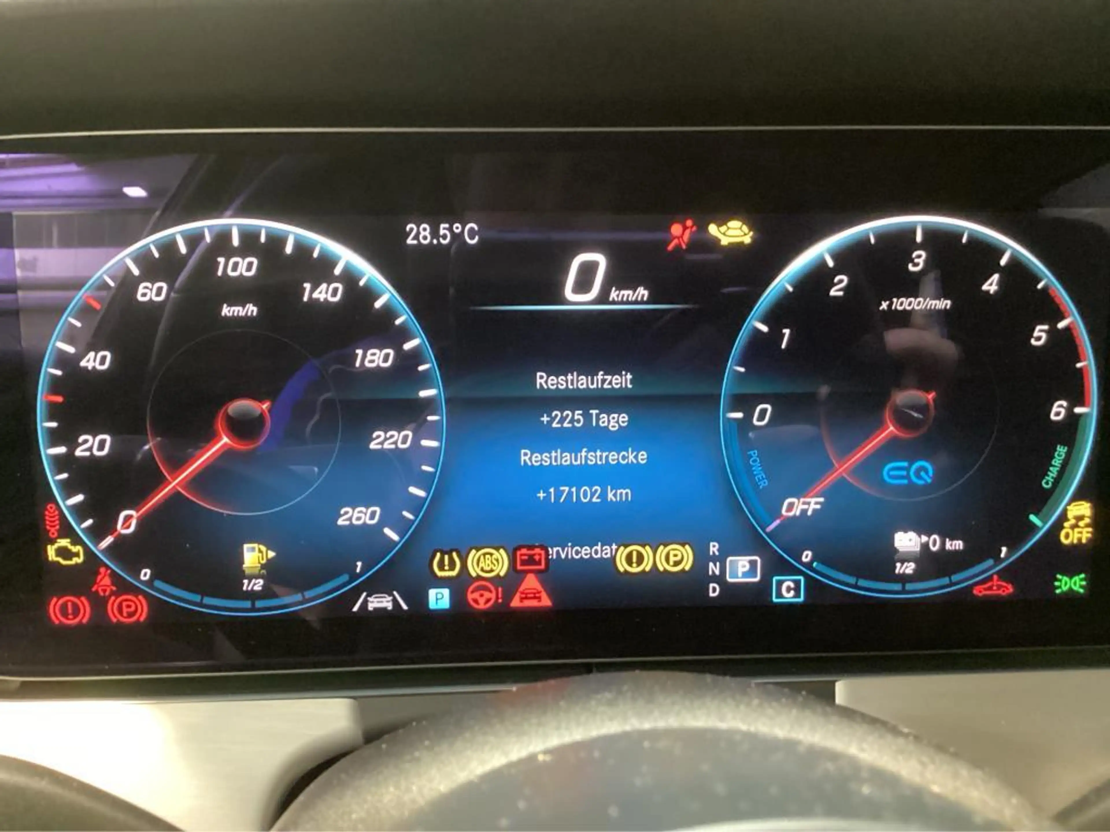 Mercedes-Benz E 300 de Avantgarde*KEYLESS*CAM 360*SHZ*AMBIENTE — photo 5