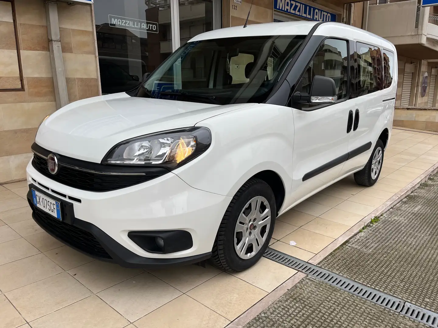 Fiat Doblo 1.6 mjt 16v Lounge 90cv N1 5 Posti Bianco - 1