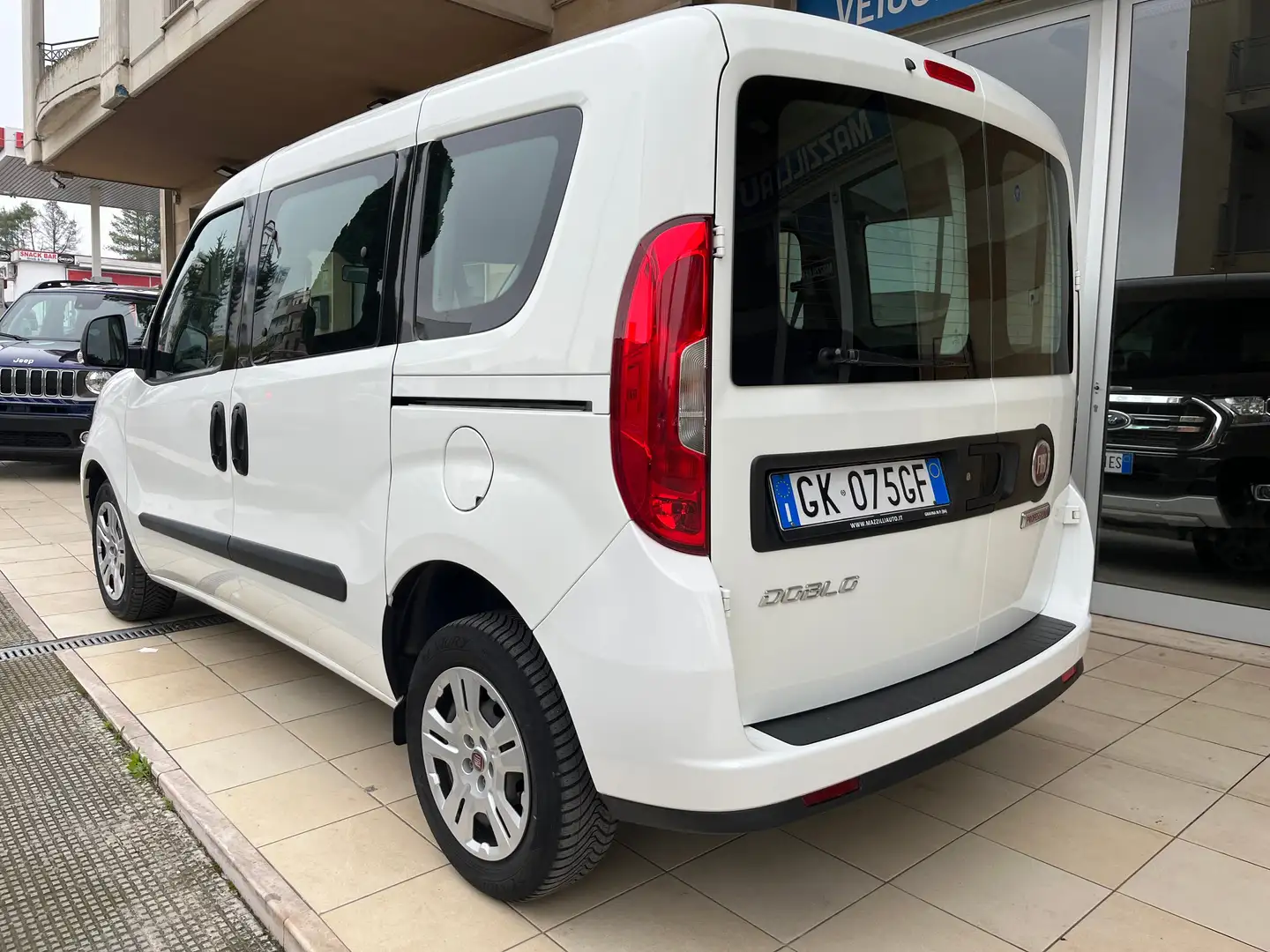 Fiat Doblo 1.6 mjt 16v Lounge 90cv N1 5 Posti Bianco - 2