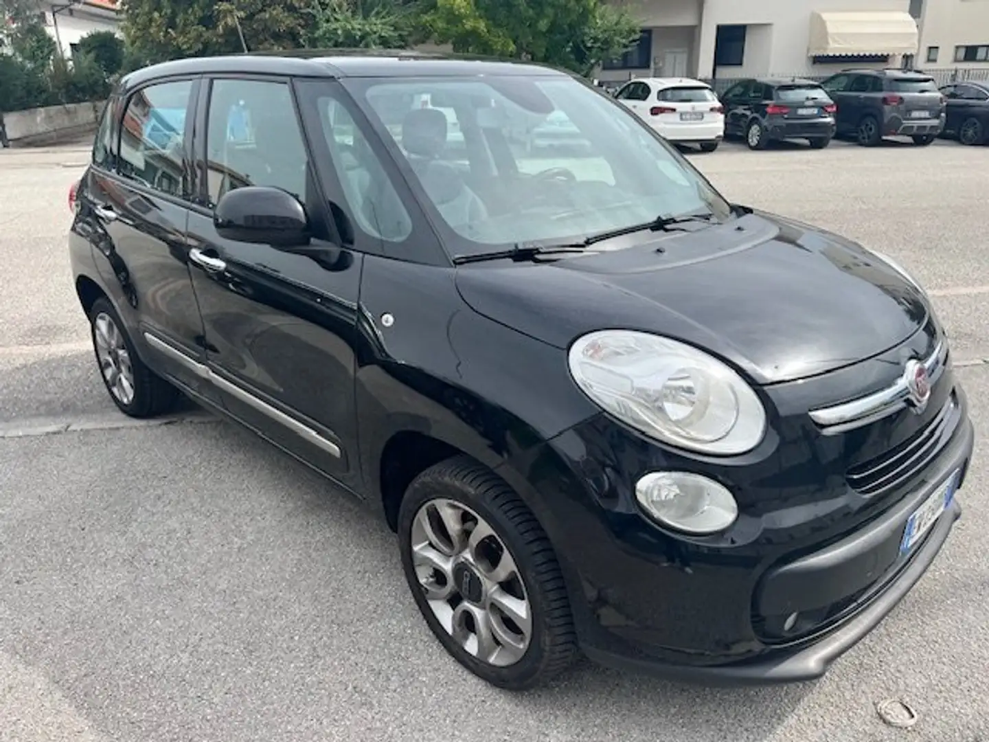 Fiat 500L 0.9 t.air natural power Panoramic Edition 80cv Noir - 1