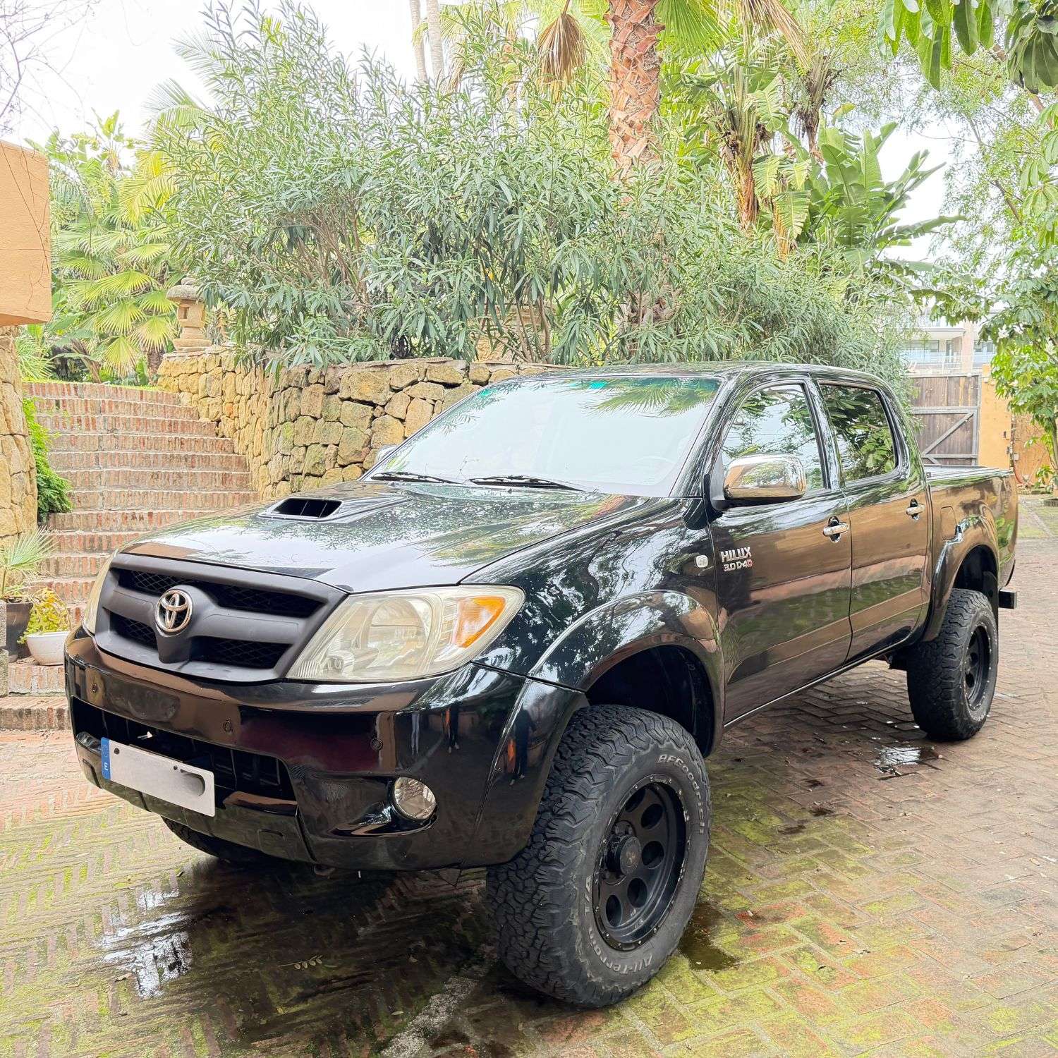 Toyota Hilux Hilux 3.0D-4D Doble Cabina VXL Aut. - foto 1