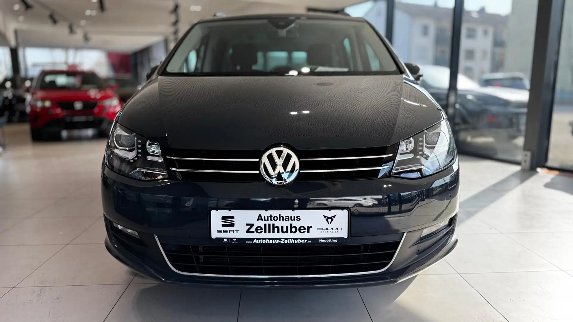 Volkswagen Sharan 1.4 TSI Comfort *7-Sitz*AHK*ACC*Xenon* Grau - 2
