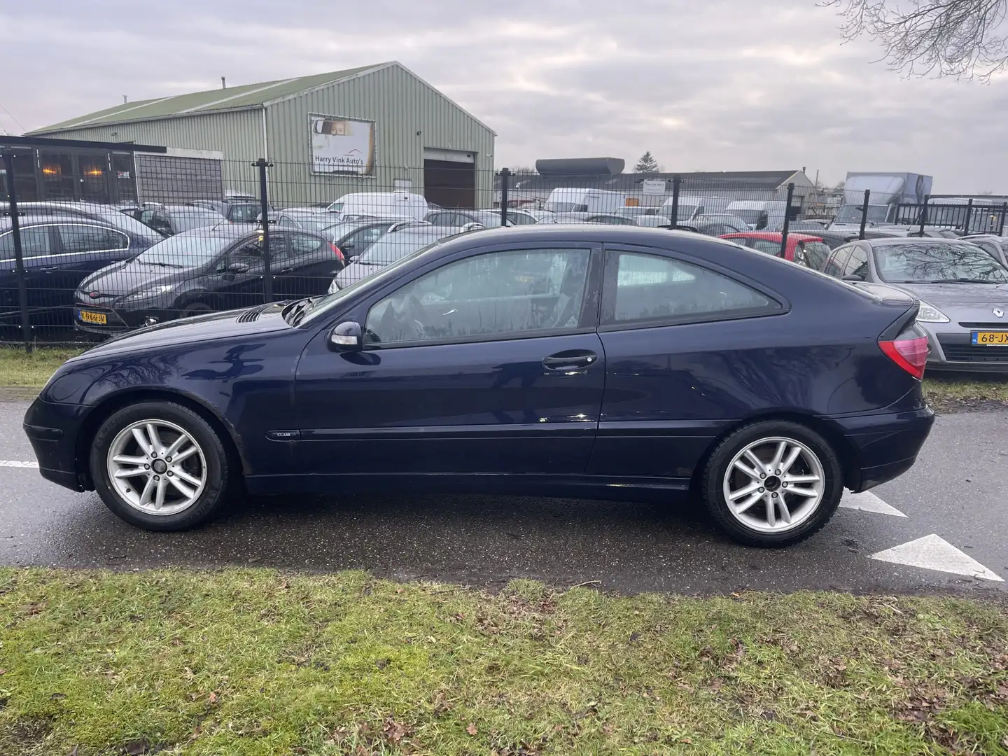 Mercedes-Benz C 180 Sportcoupé K. Class | APK 12-2025 | Airco | Cruise Bleu - 2