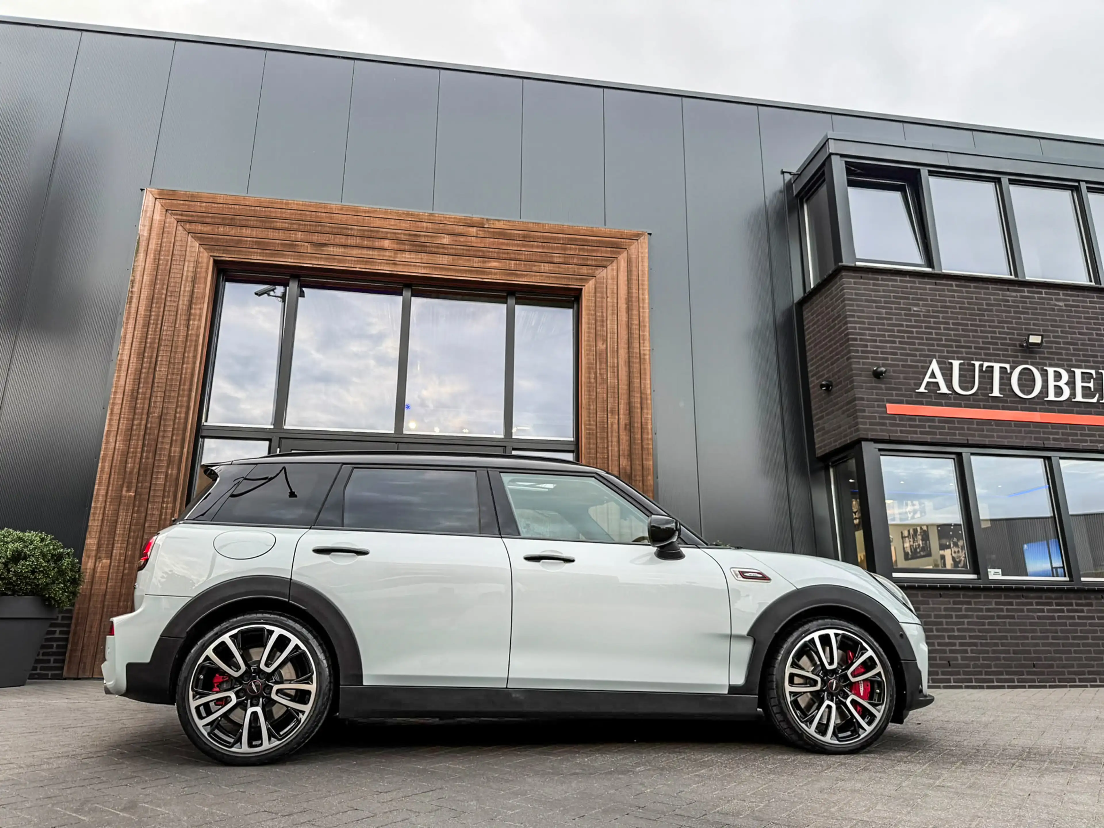 MINI John Cooper Works Clubman Mini 2.0 JCW ALL4 F1 aut 306pk/nw model/pano/camer — photo 13