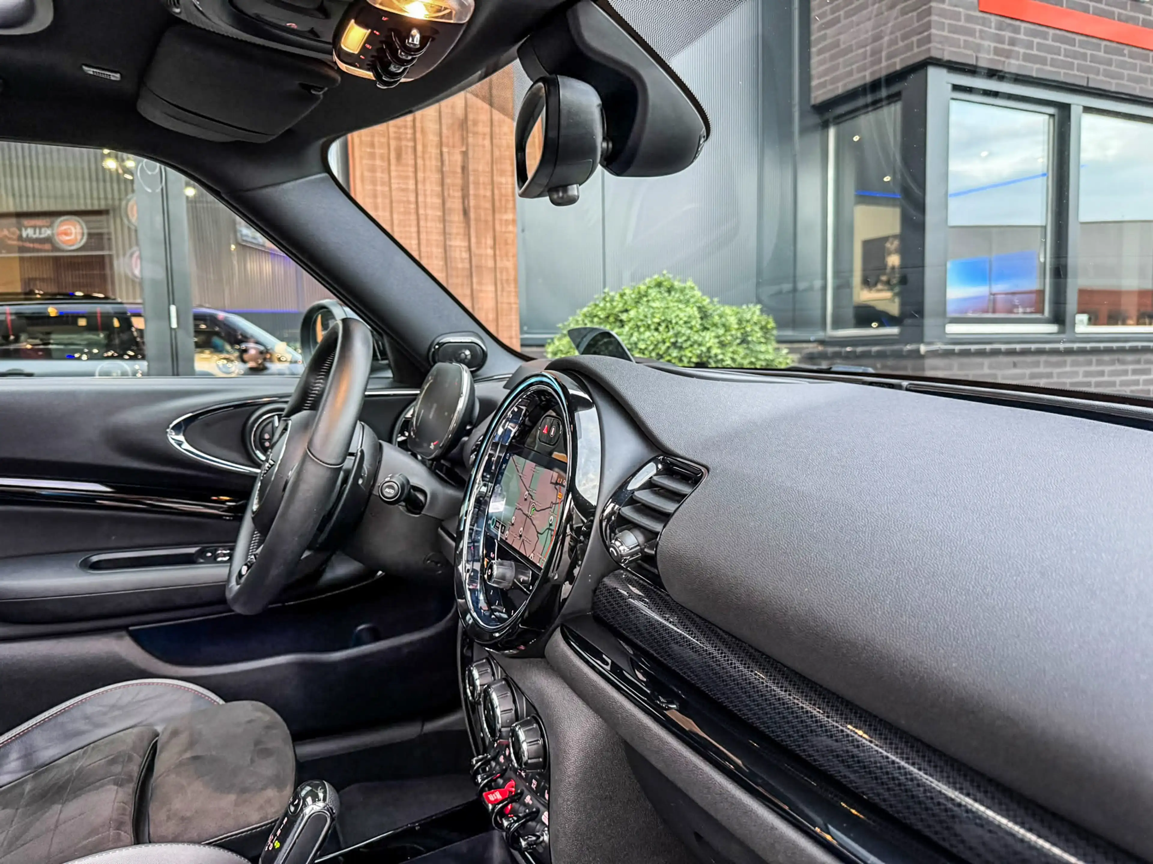 MINI John Cooper Works Clubman Mini 2.0 JCW ALL4 F1 aut 306pk/nw model/pano/camer — photo 6