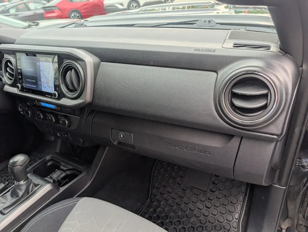 Toyota Tacoma снимка Toyota Tacoma