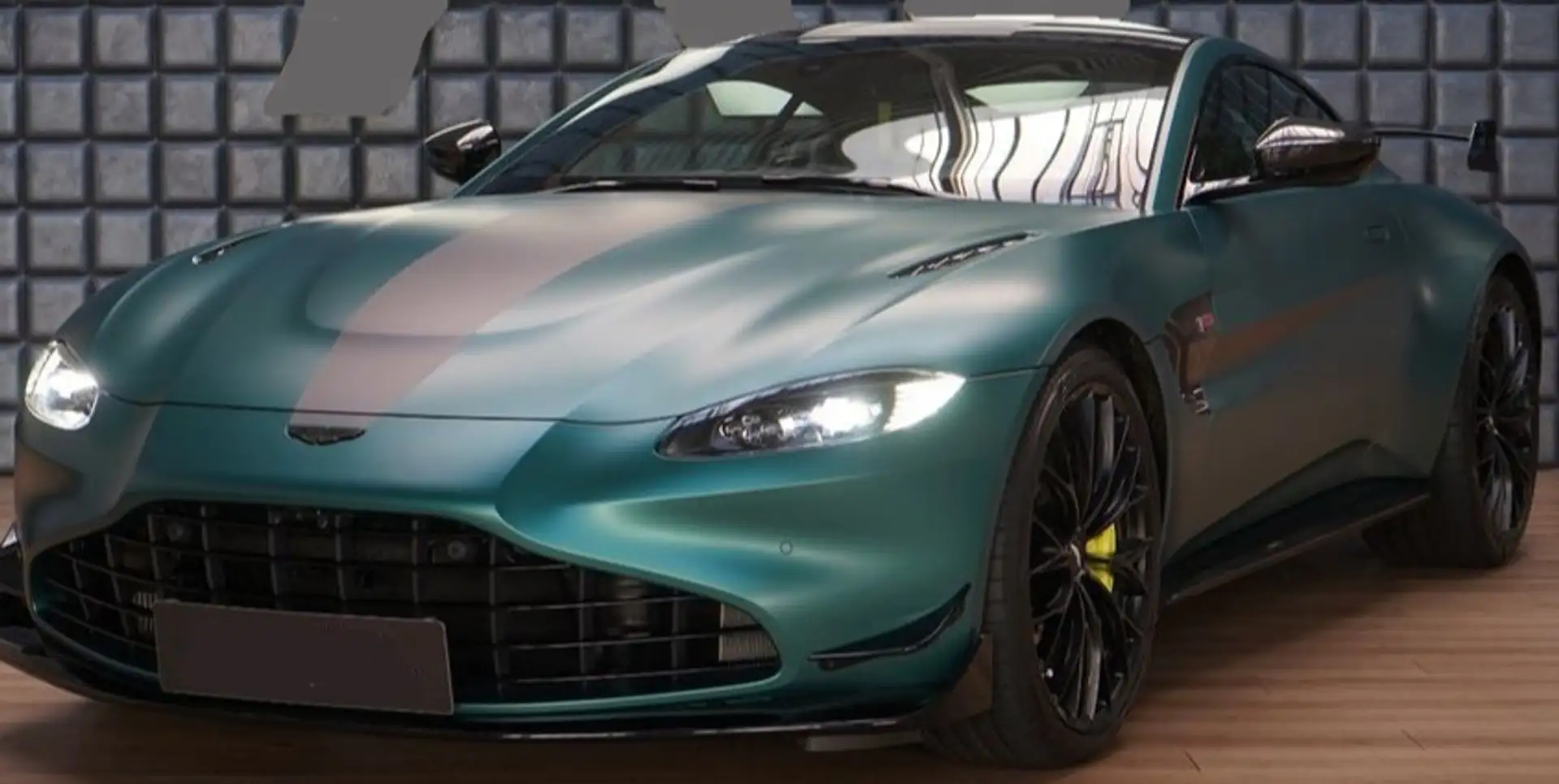 Aston Martin Vantage F1 Edition Grün - 2