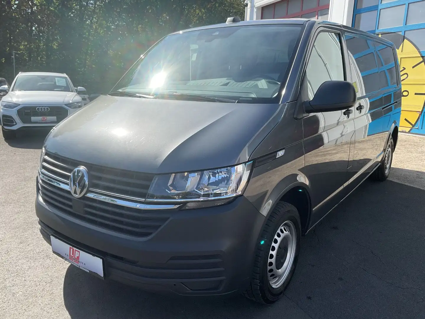 Volkswagen T6 Transporter T6.1 Transporter 150 PS DSG Lang 2 X Schiebetür Grau - 1