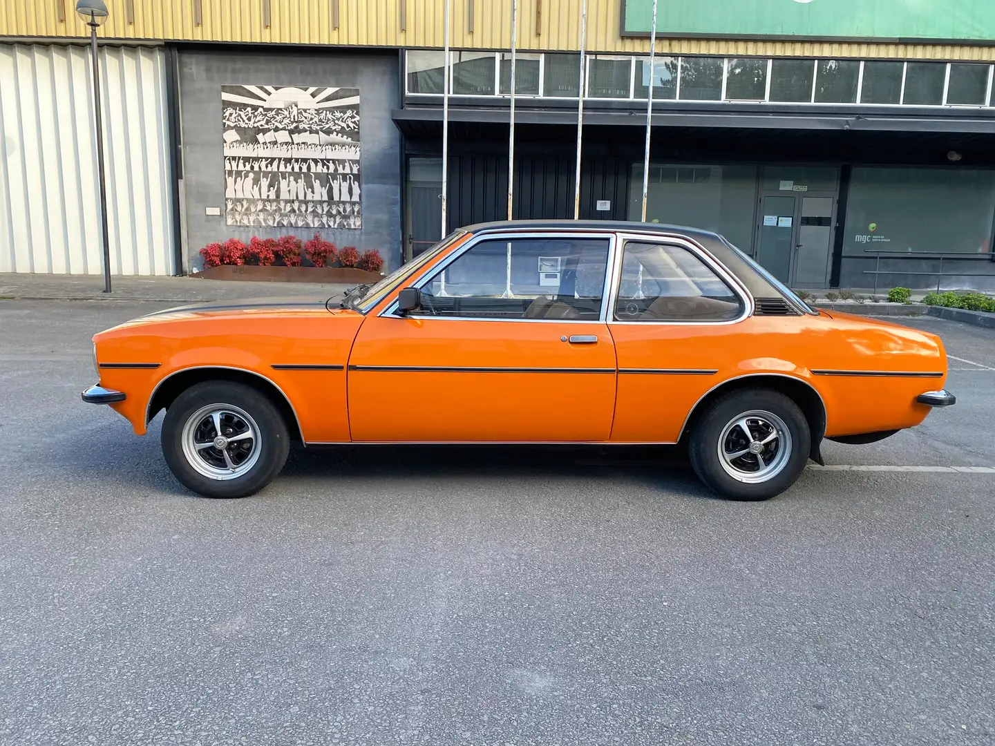 Opel Ascona B 1600 Oranžová - 2