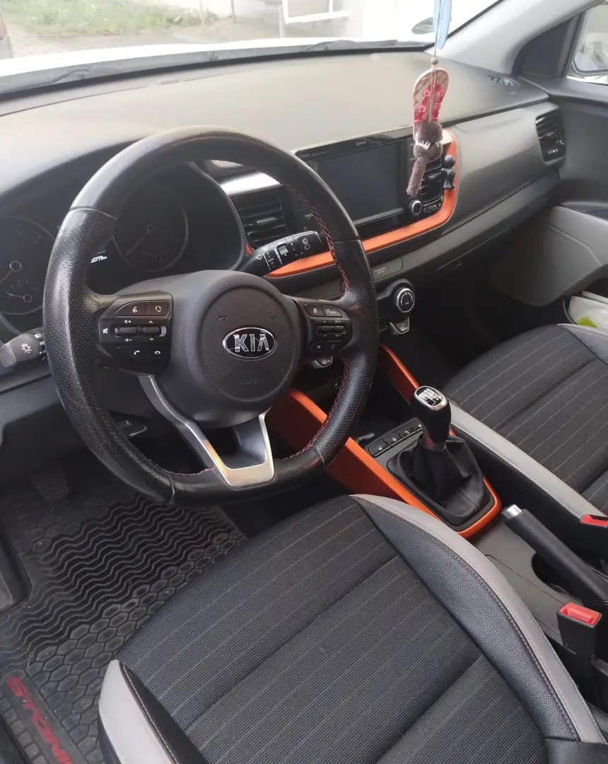 Kia Stonic 1.0 T-GDI 120 Vision Weiß - 2