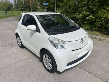 iQ 1.0i VVT-i Sol