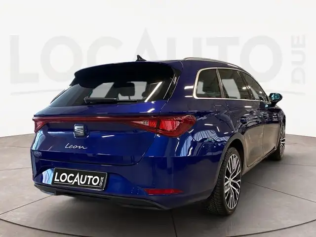 Seat Leon view 4