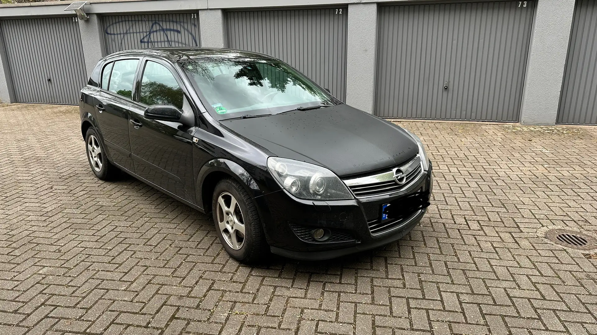 Opel Astra Innovation 1.6 Ecotec Schwarz - 2