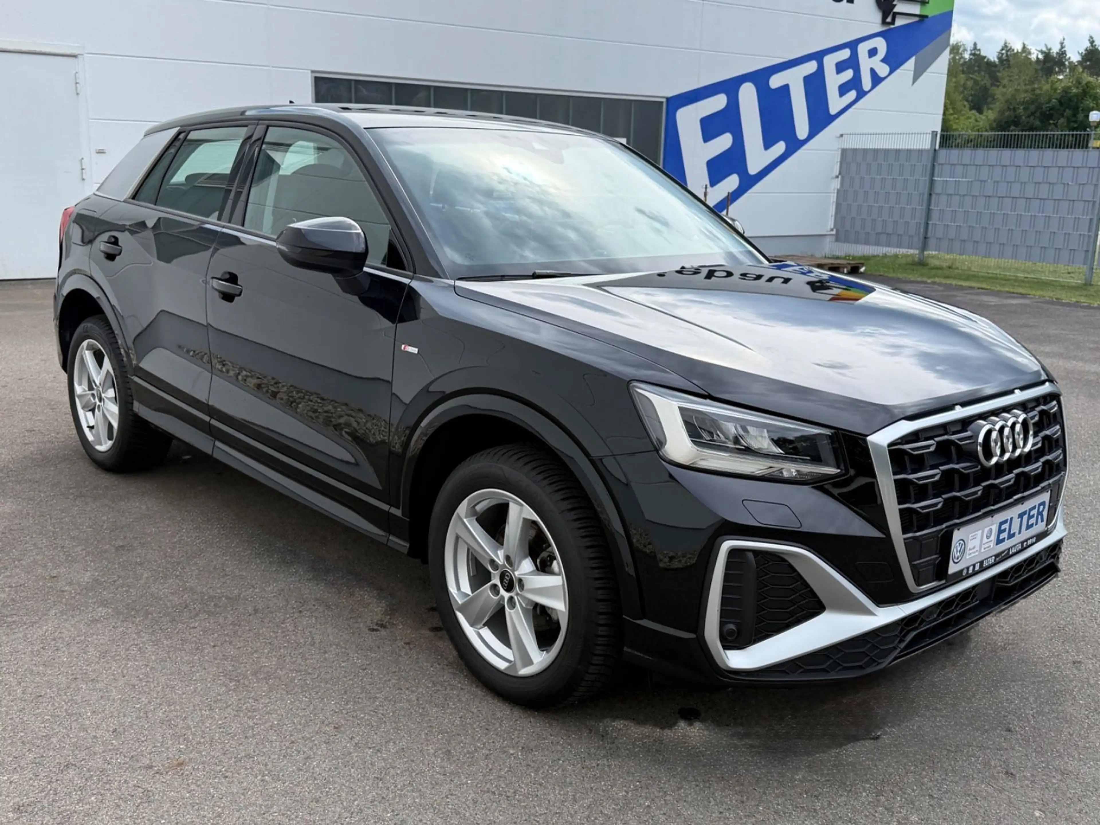 Audi Q2 35 TFSI S line S tronic SHZ/APPconnect — photo 2