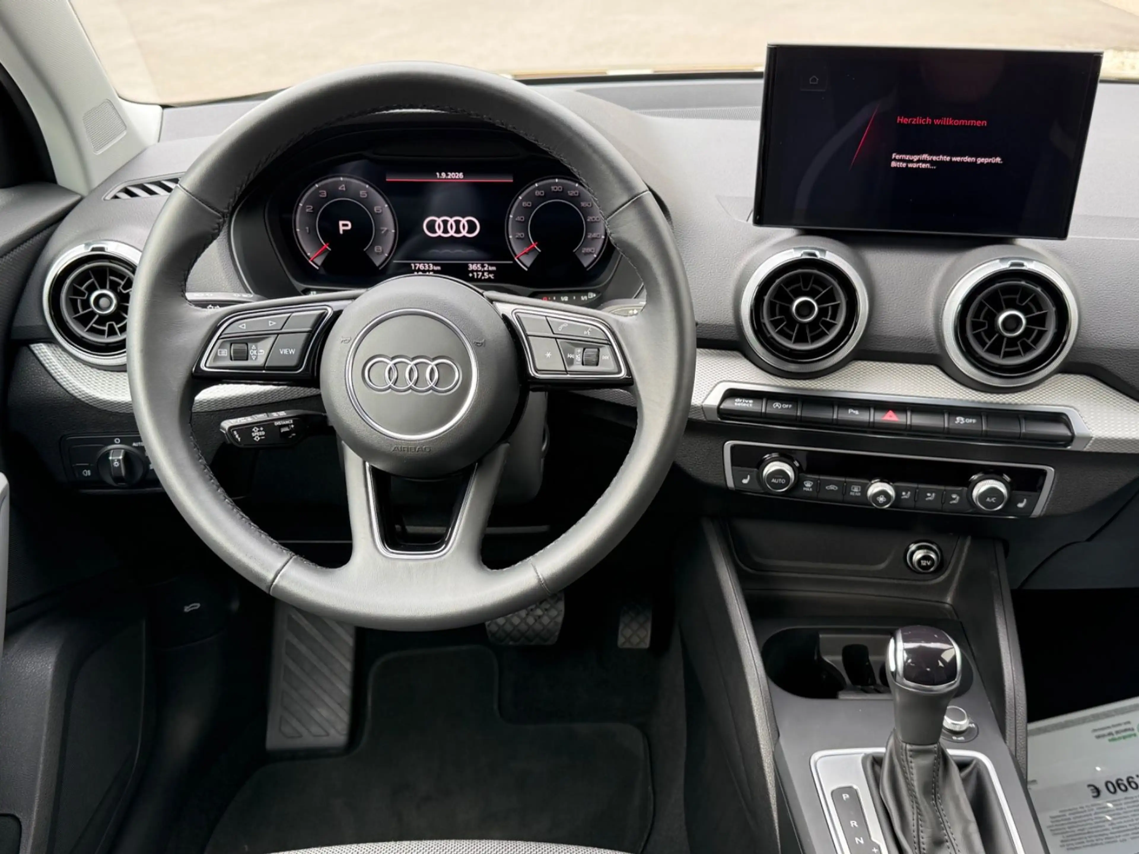 Audi Q2 35 TFSI S line S tronic SHZ/APPconnect — photo 4