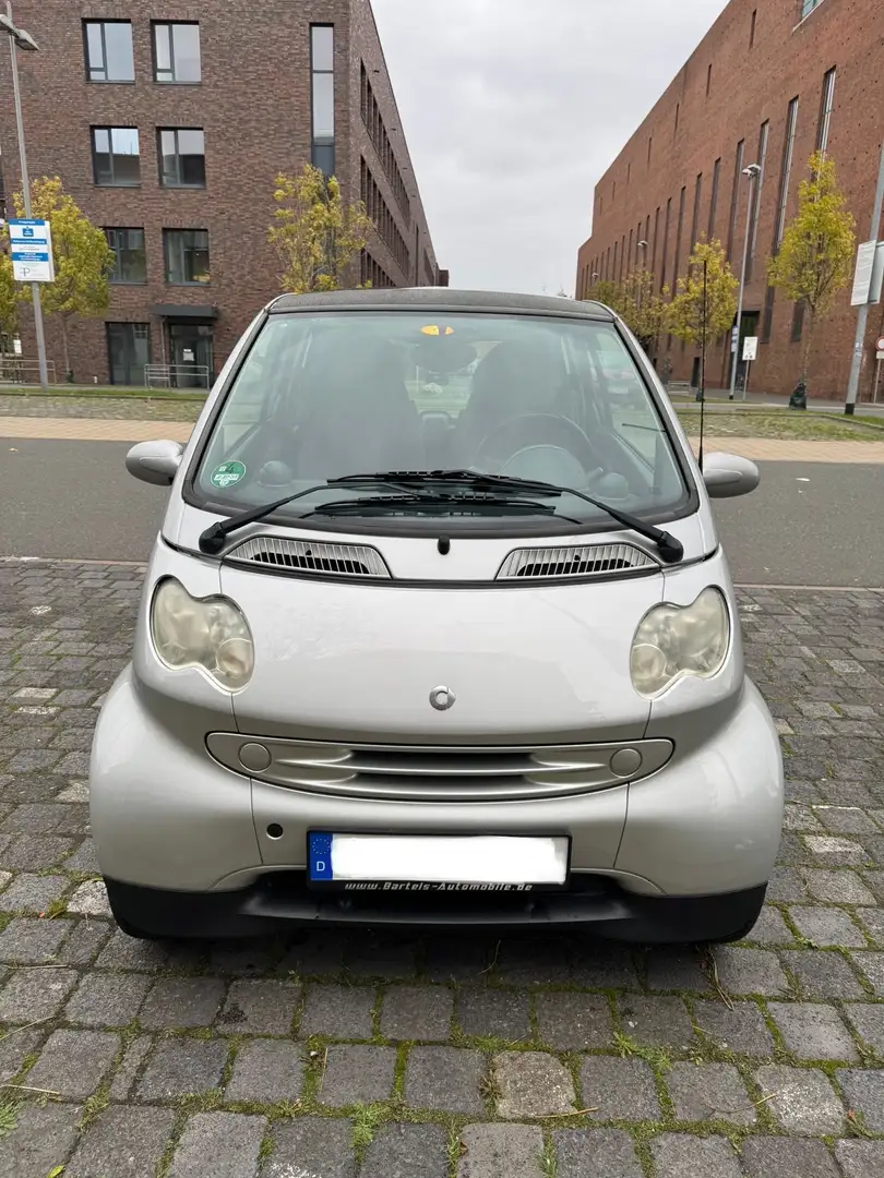 smart city-coupé/city-cabrio & passion Stříbrná - 2