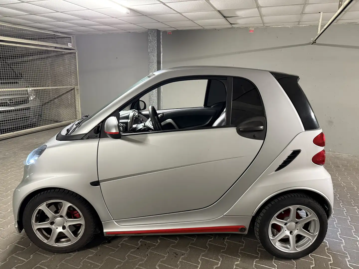 smart forTwo Brabus (451.333) Grau - 2