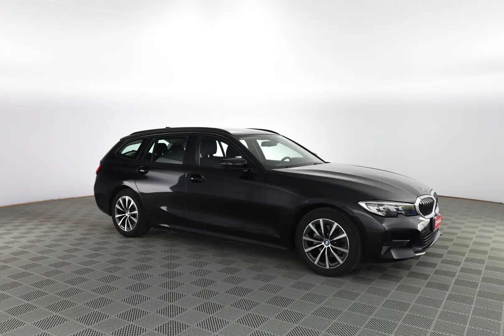 BMW 320 d 48V xDrive Touring Business Advantage Nero - 2