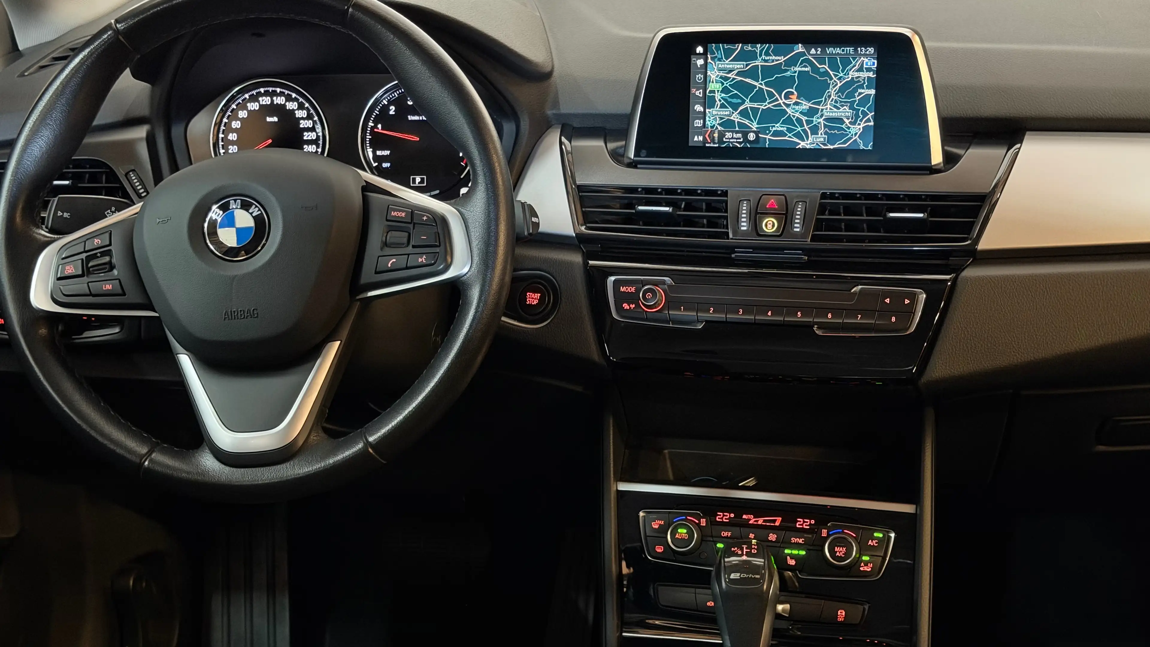 BMW 225 xEA Active Tourer Garantie Plug in Hybride Benzine Automaat — photo 11