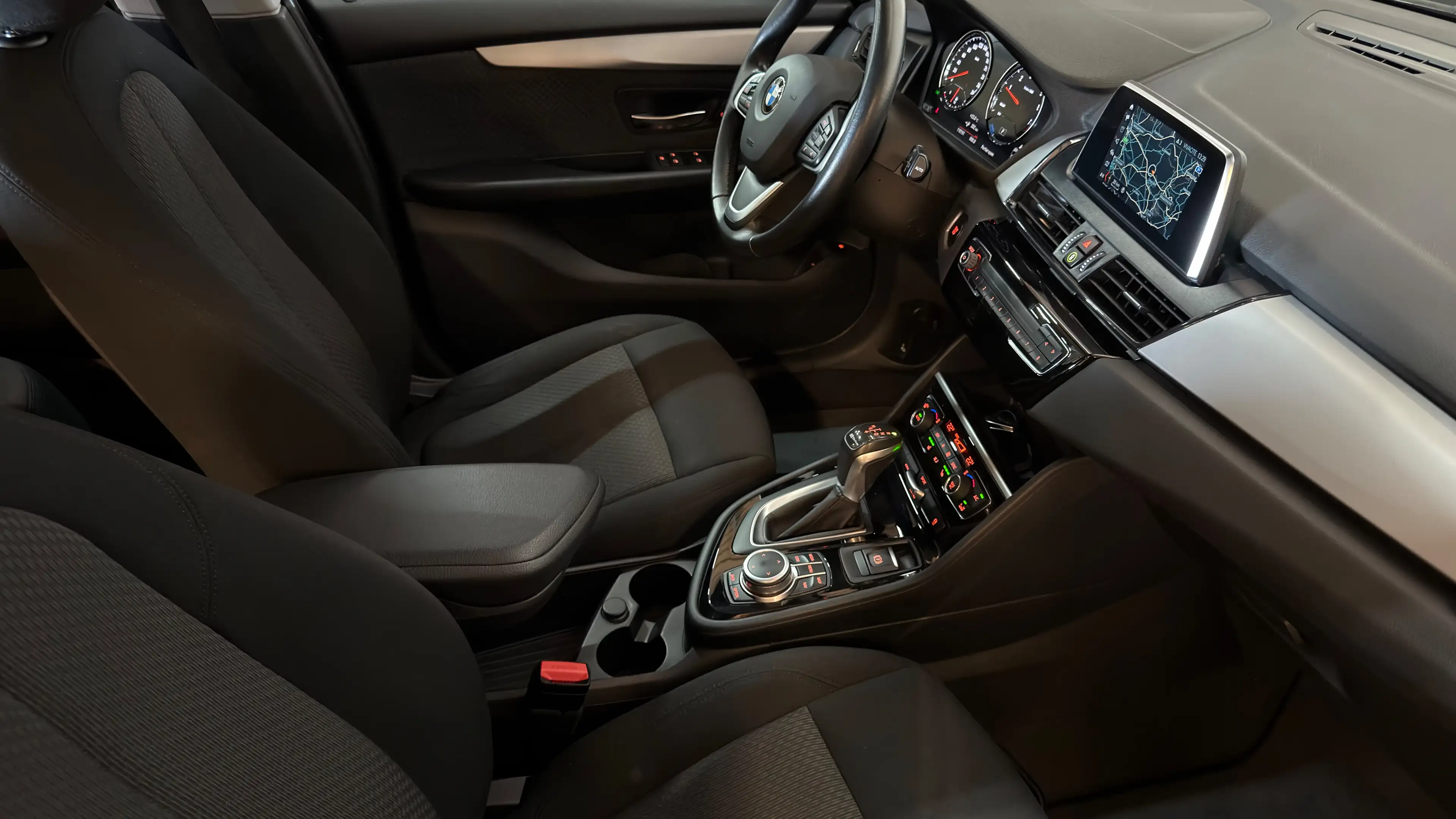 BMW 225 xEA Active Tourer Garantie Plug in Hybride Benzine Automaat — photo 9