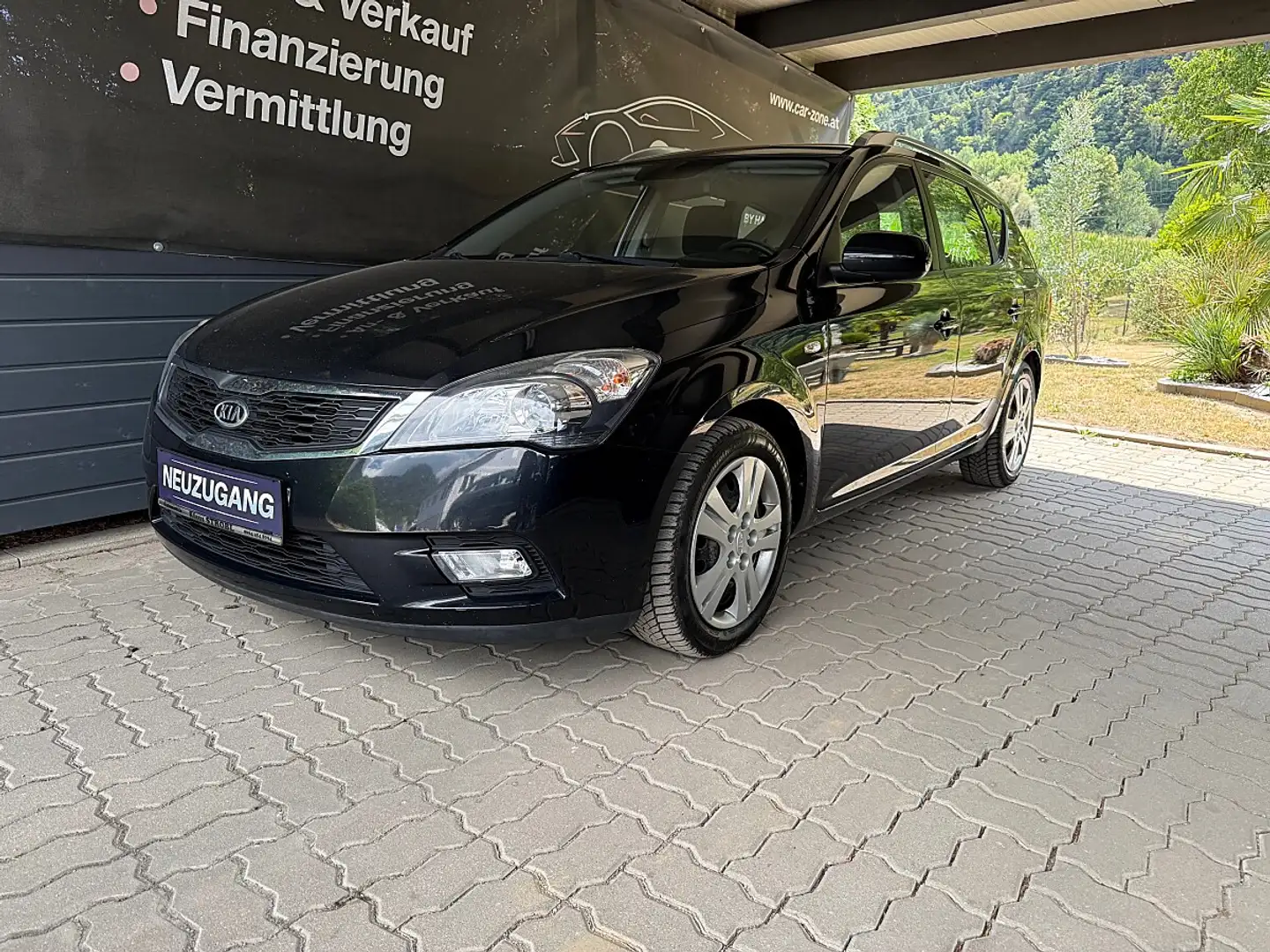 Kia Ceed SW / cee'd SW cee'd SW 1,6 CRDi Cool Surf & Drive DPF ISG *Er... Schwarz - 1