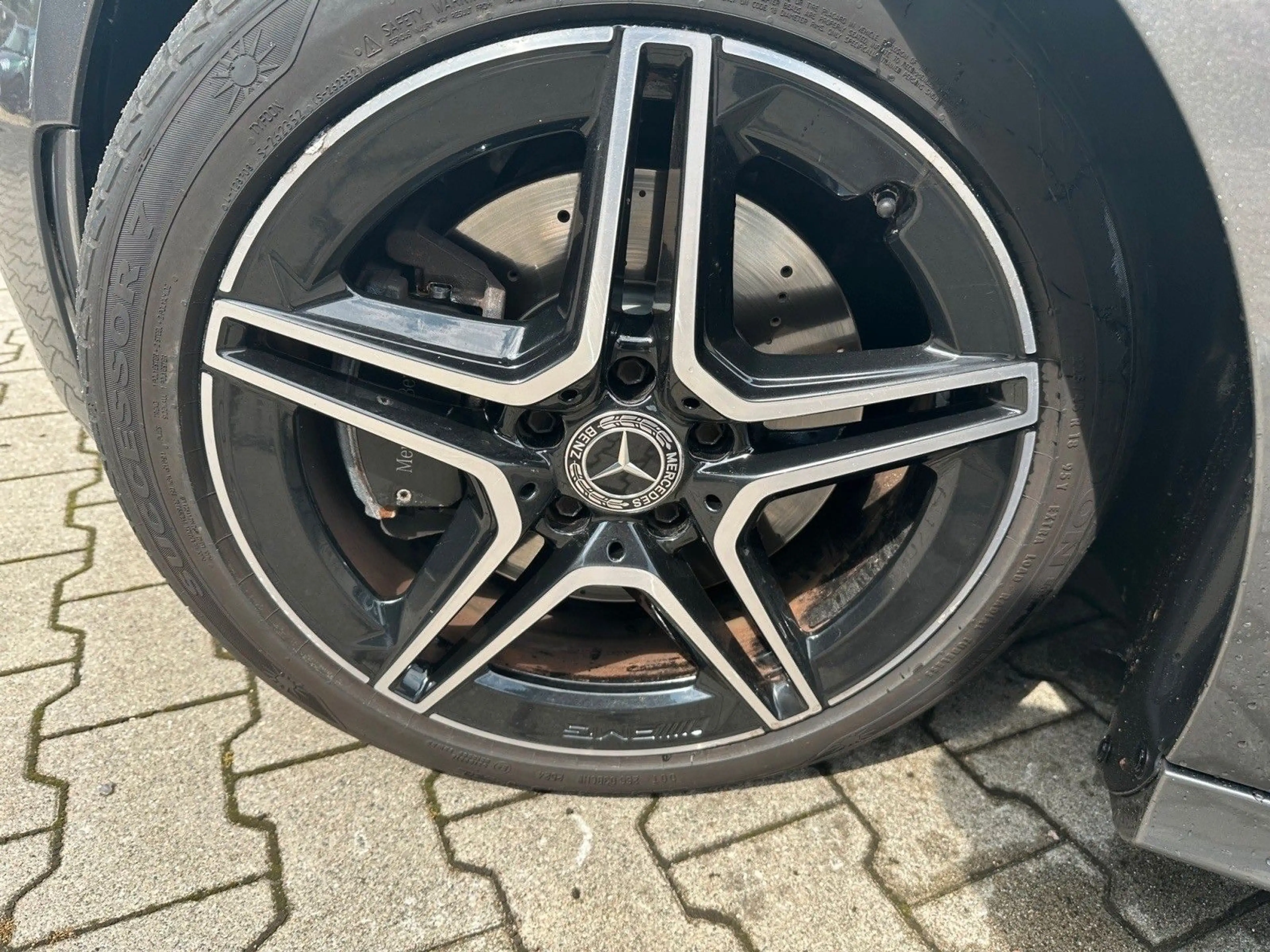 Mercedes-Benz B 220 AMG Line / Night Paket / ACC / Kamera — photo 14