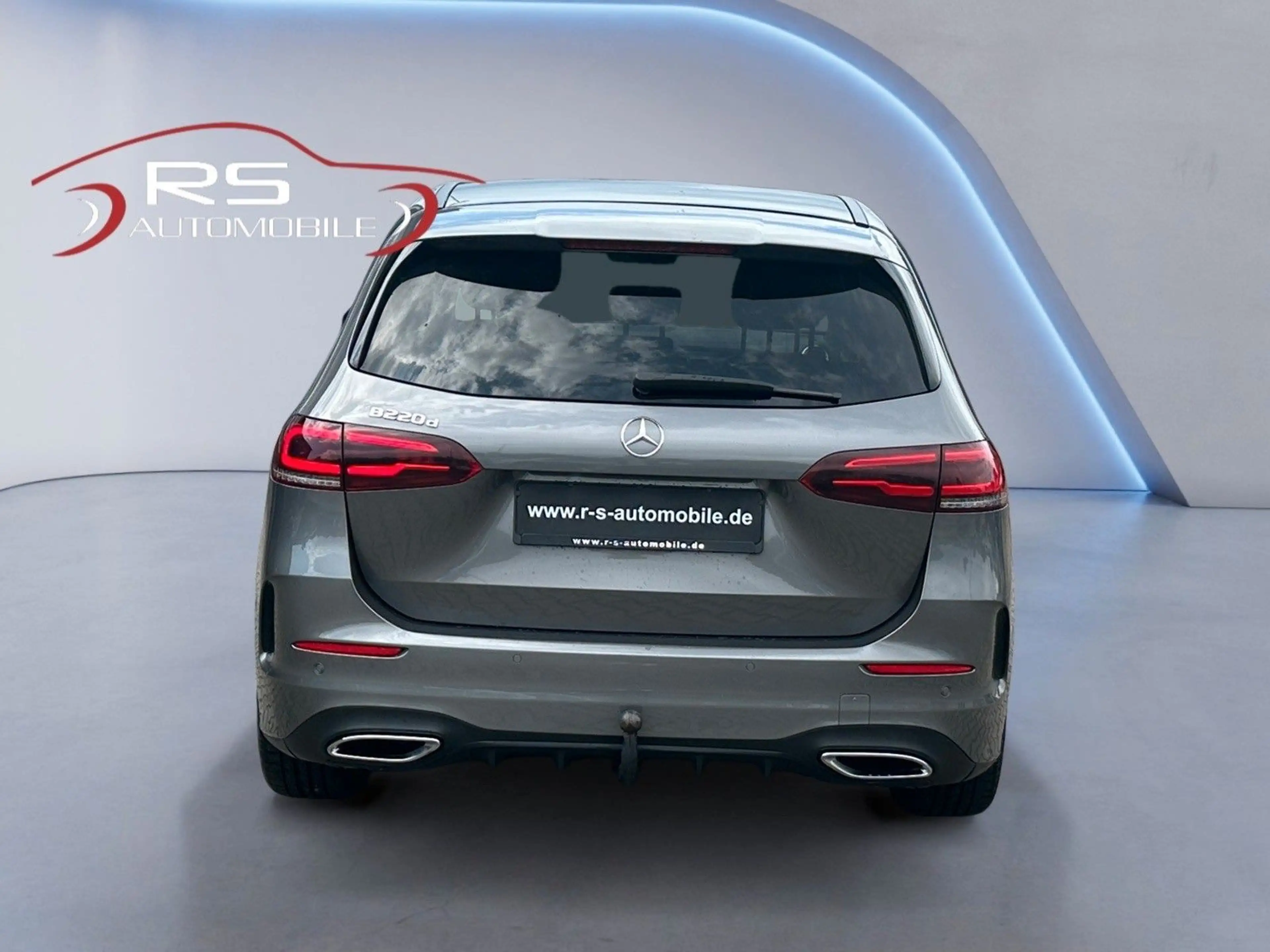 Mercedes-Benz B 220 AMG Line / Night Paket / ACC / Kamera — photo 4