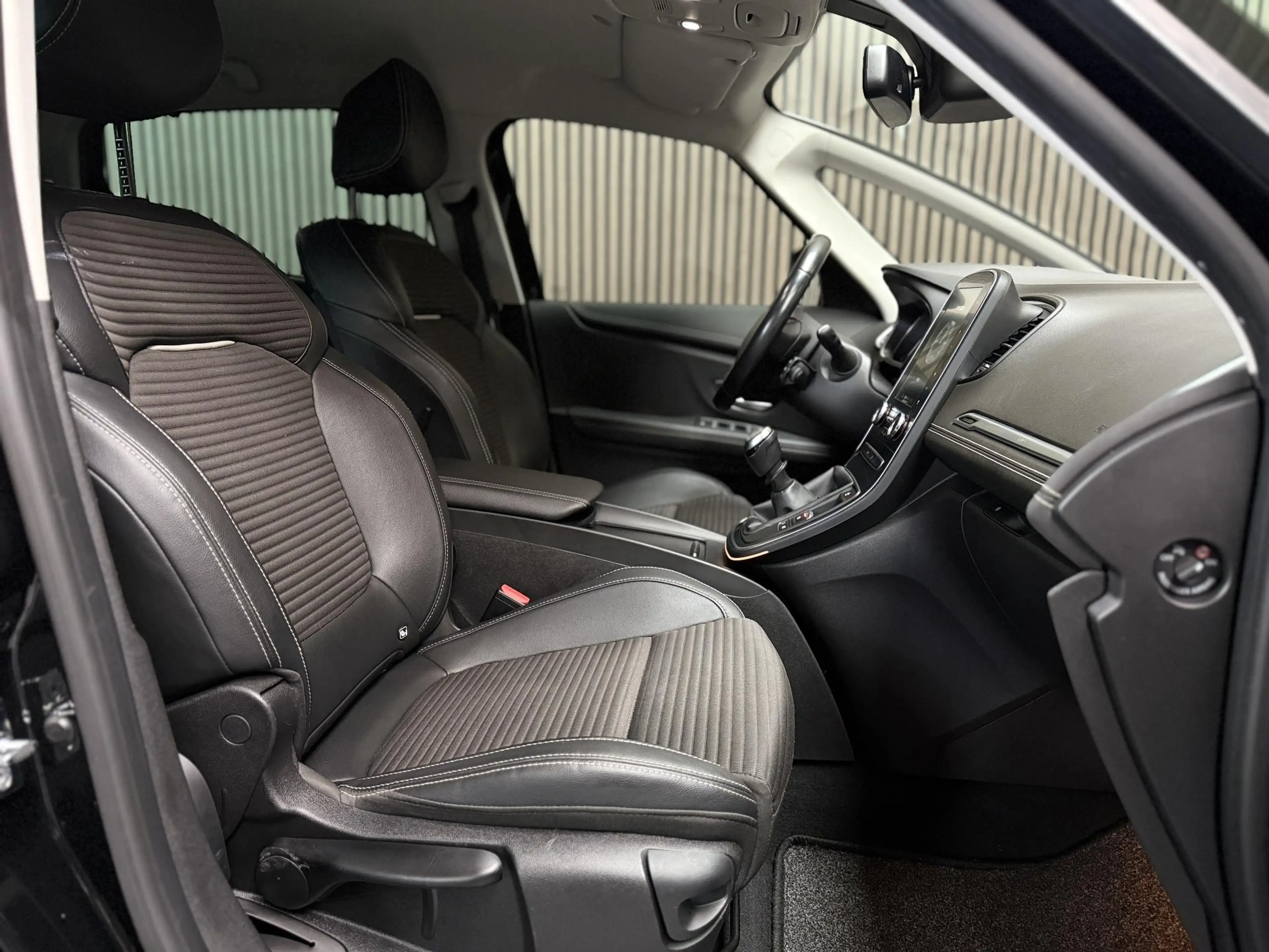 Renault Grand Scenic 1.3 TCe Intens 7p. | Camera | Carplay | Dodehoek — photo 21