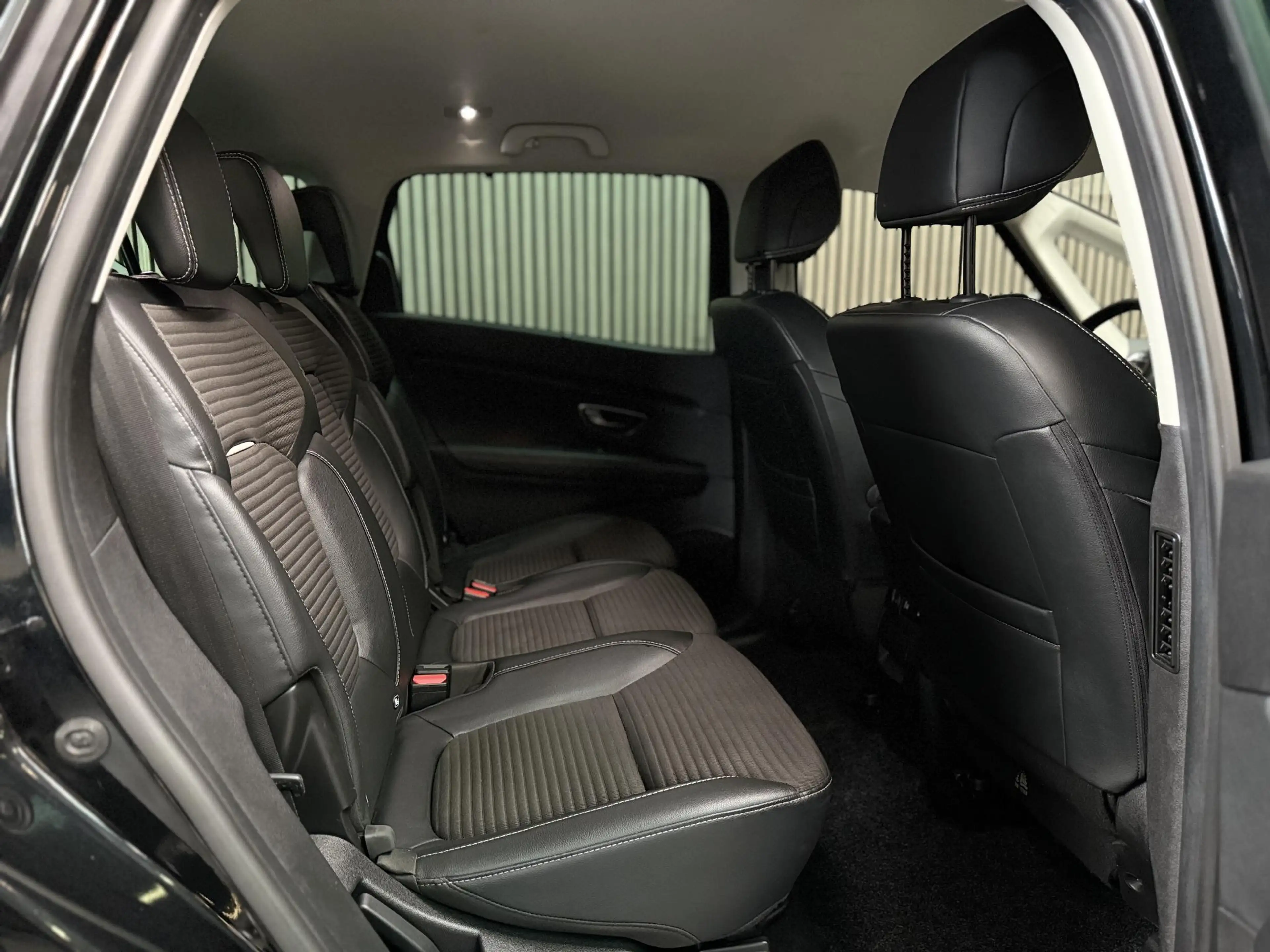 Renault Grand Scenic 1.3 TCe Intens 7p. | Camera | Carplay | Dodehoek — photo 22