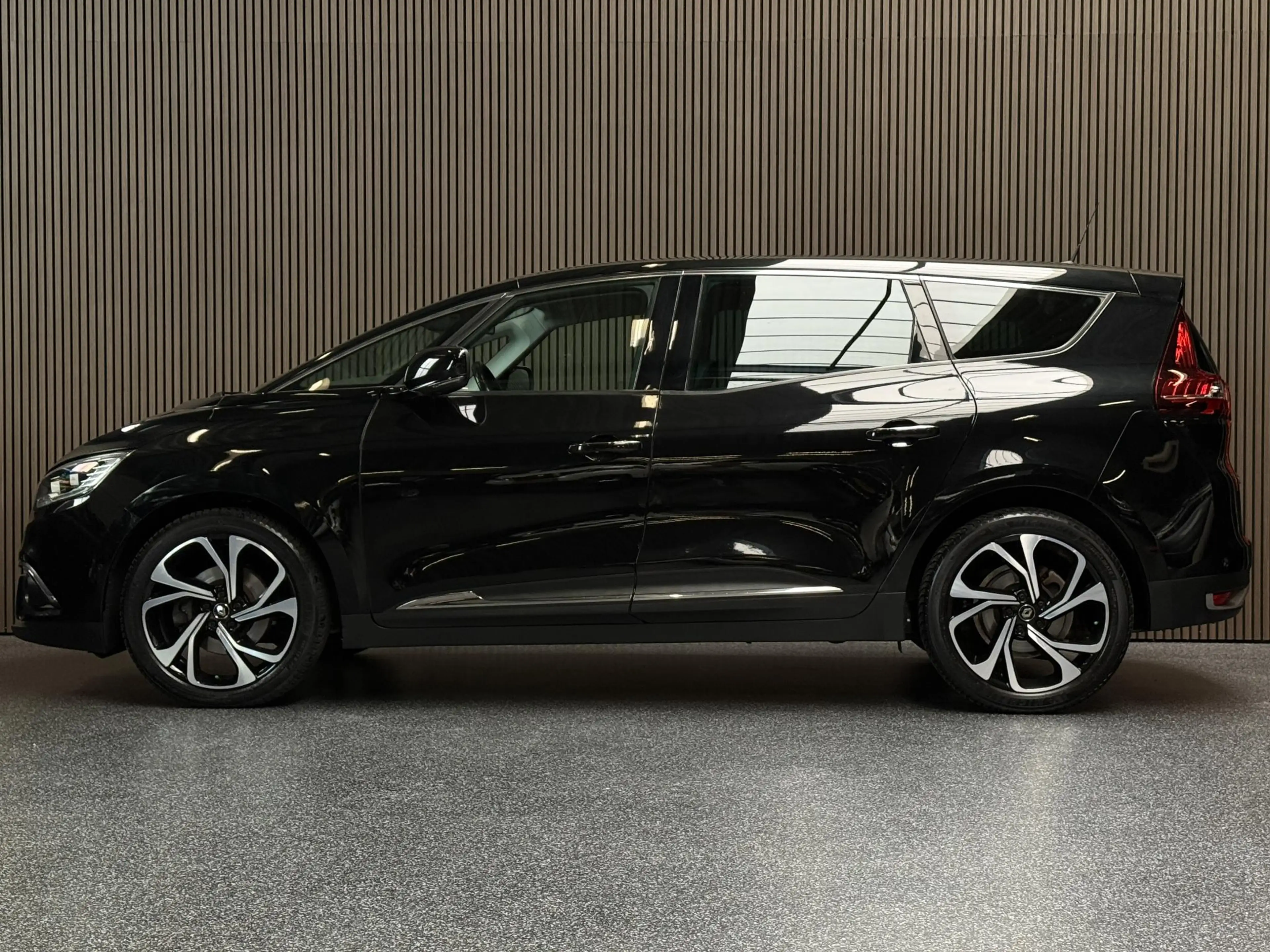 Renault Grand Scenic 1.3 TCe Intens 7p. | Camera | Carplay | Dodehoek — photo 3
