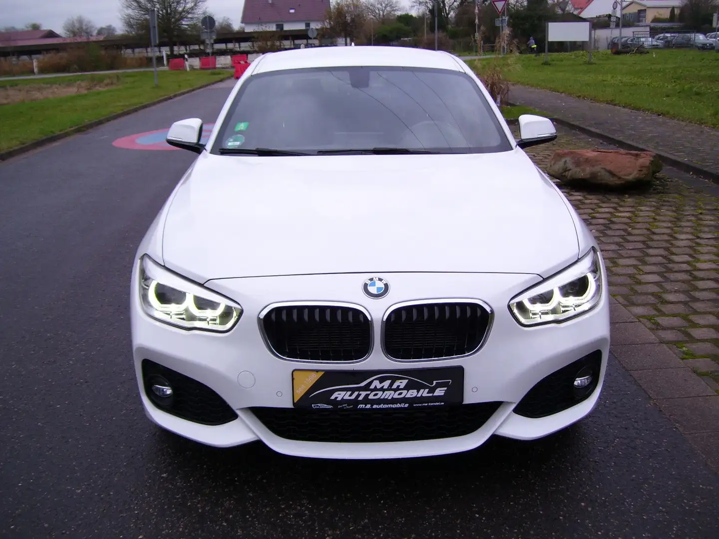 BMW 118 d 3-trg. 118 d* M-Sport*Navi*Kamera*SHZ*AWR Blanco - 2
