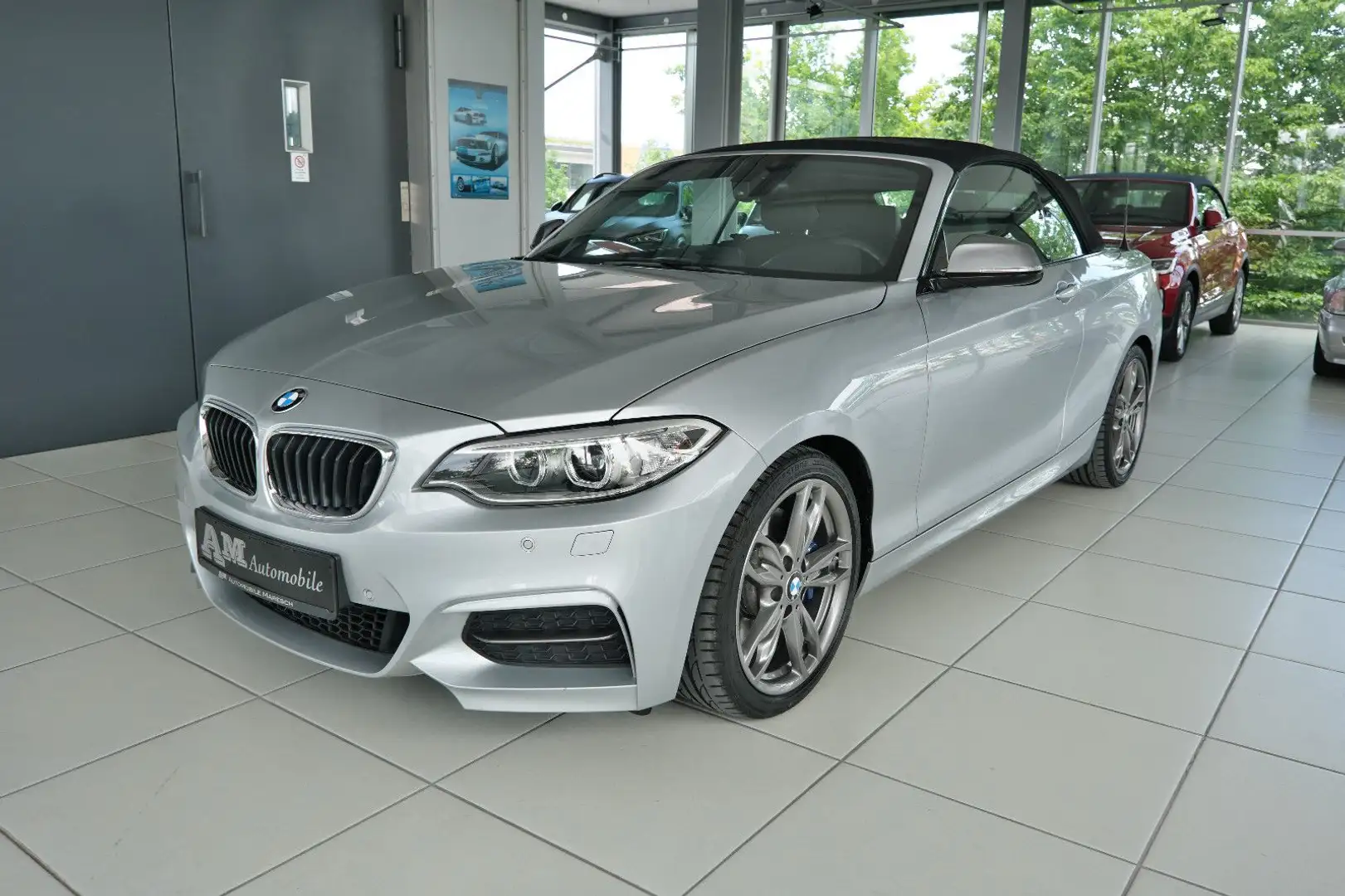 BMW 240 Cabrio Aut. Navi Prof. H/K Deutsches FZ. Plateado - 1