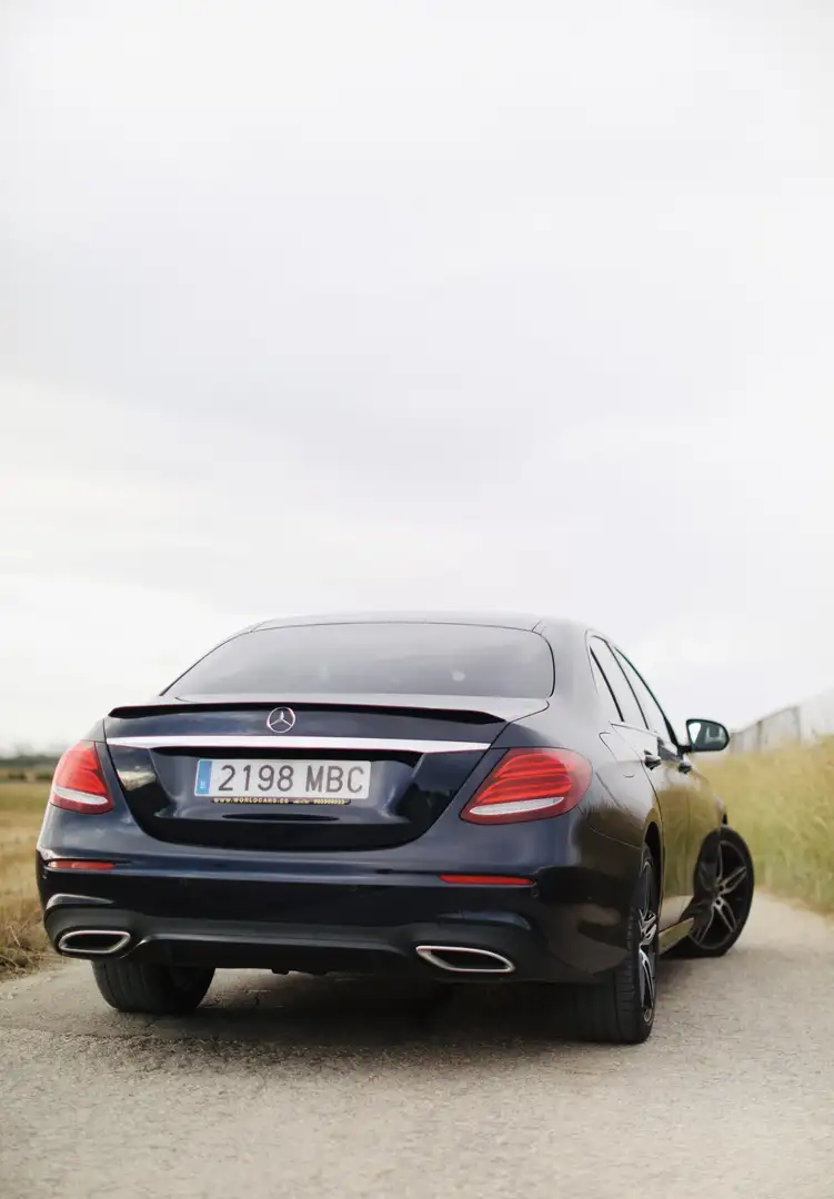Mercedes-Benz E 220 d 9G-TRONIC AMG Line - 2