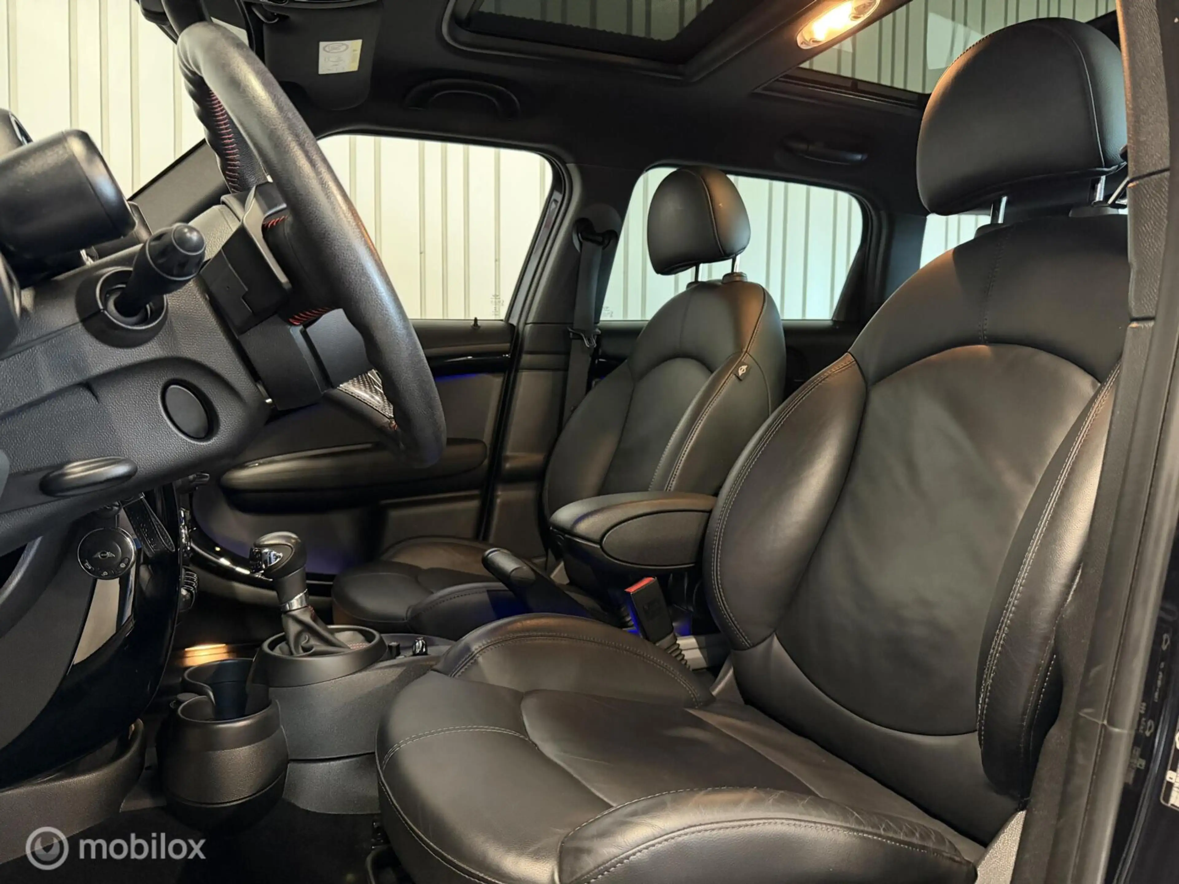 MINI John Cooper Works Countryman 1.6 ALL4 Chili — photo 9