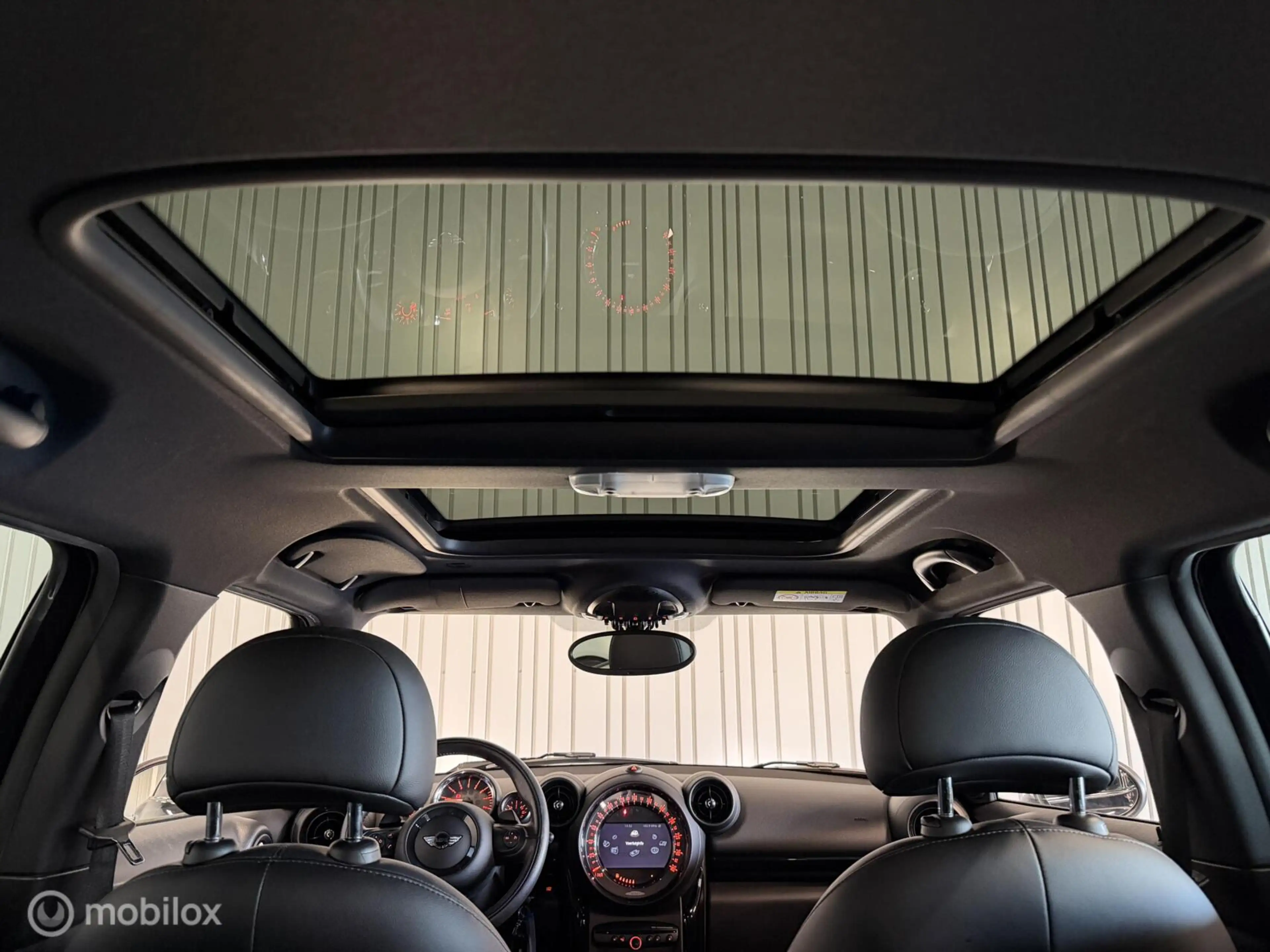 MINI John Cooper Works Countryman 1.6 ALL4 Chili — photo 14