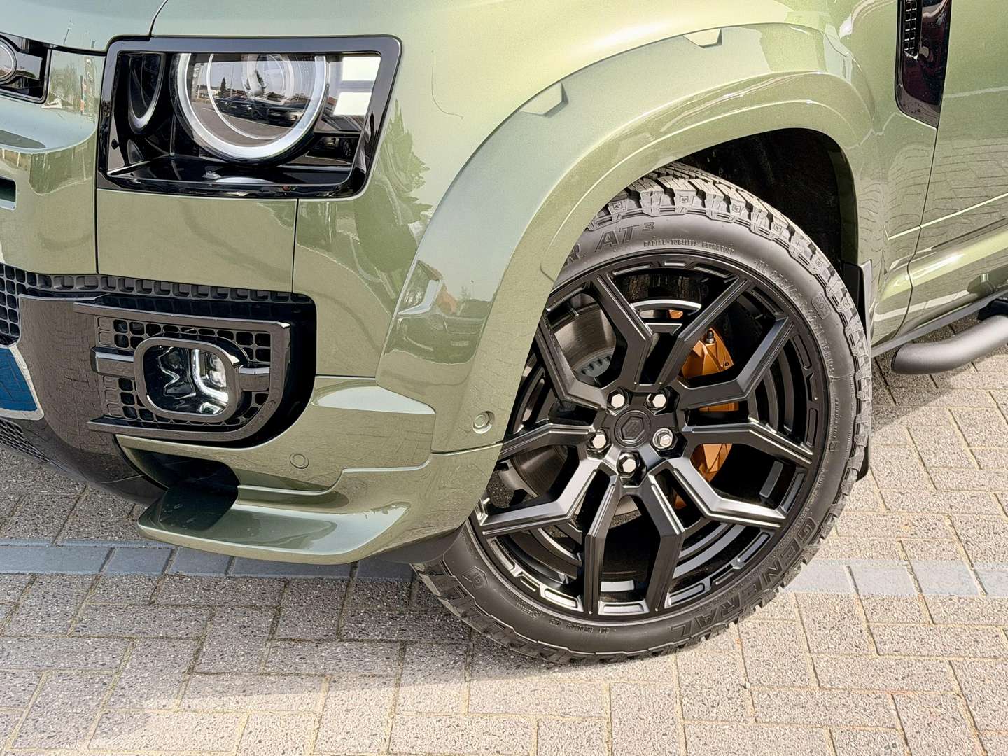 Land Rover Defender P300e URBAN -  - Joinsteer - #5