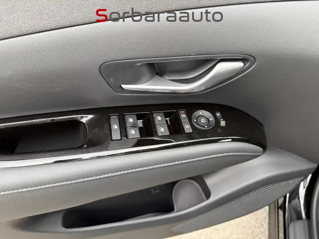 Hyundai Tucson view 22