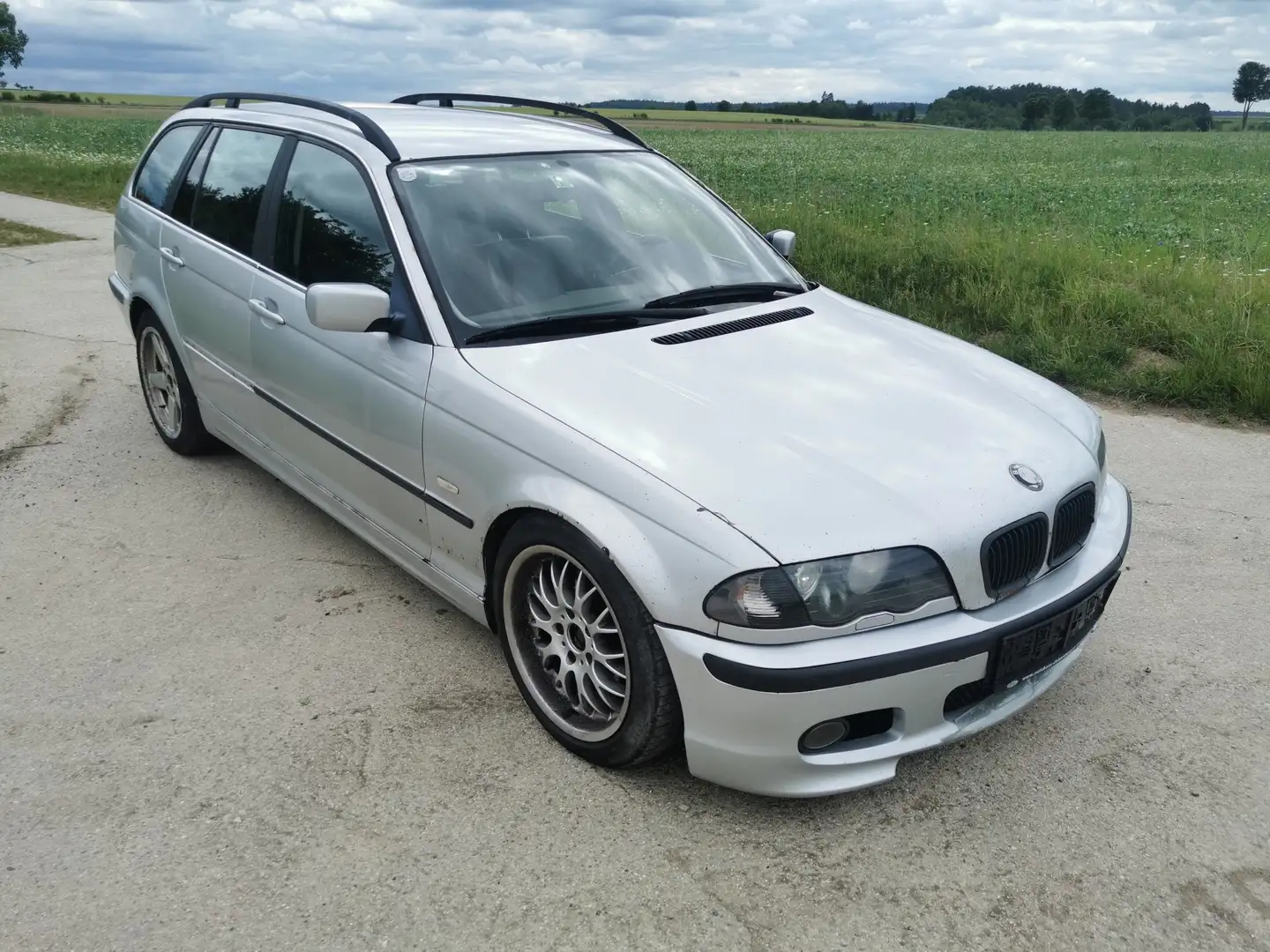 BMW 330 330d touring - 2