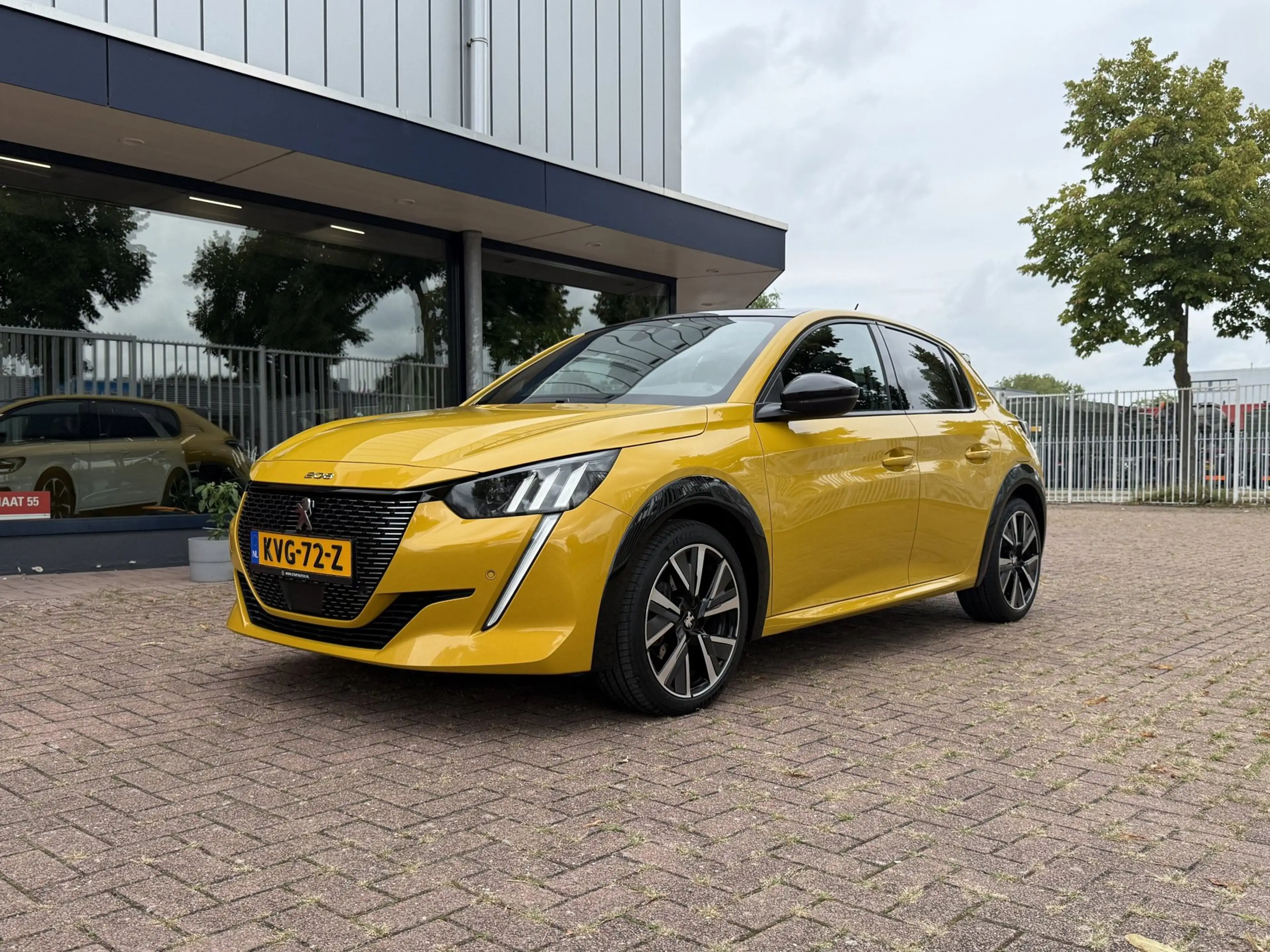 Peugeot 208 1.2 PureTech GT-Line | Automaat | Pano | Carplay — photo 4