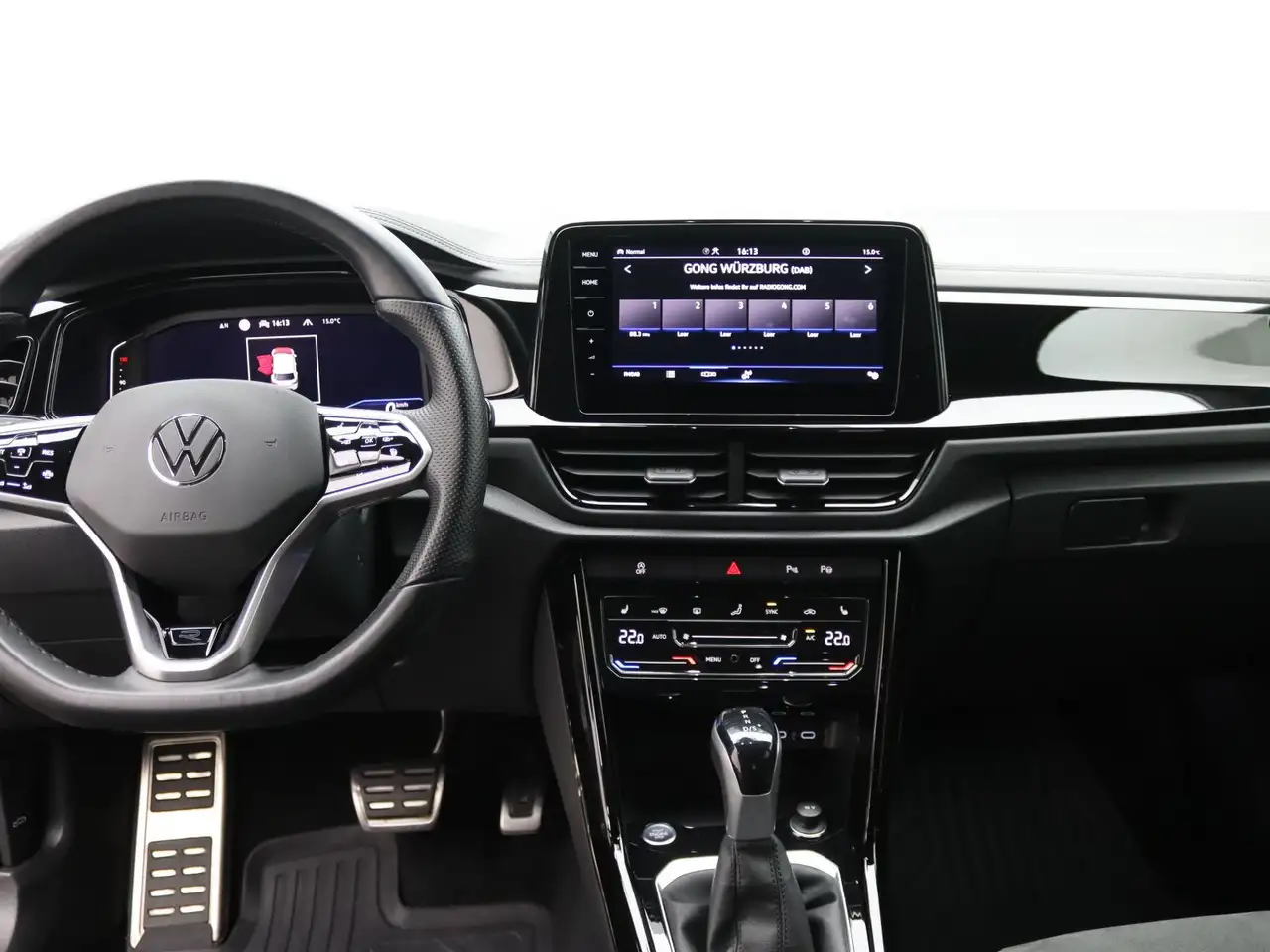 Volkswagen T-Roc R-Line Black 2.0 TSI 4M DSG / Matrix, AHK 17