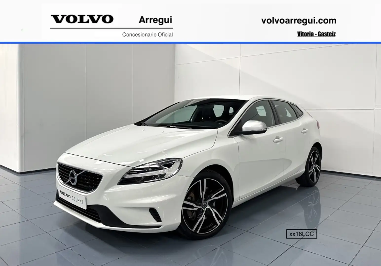 Volvo V40 T3 R-Design Momentum Aut. Blanco - 1