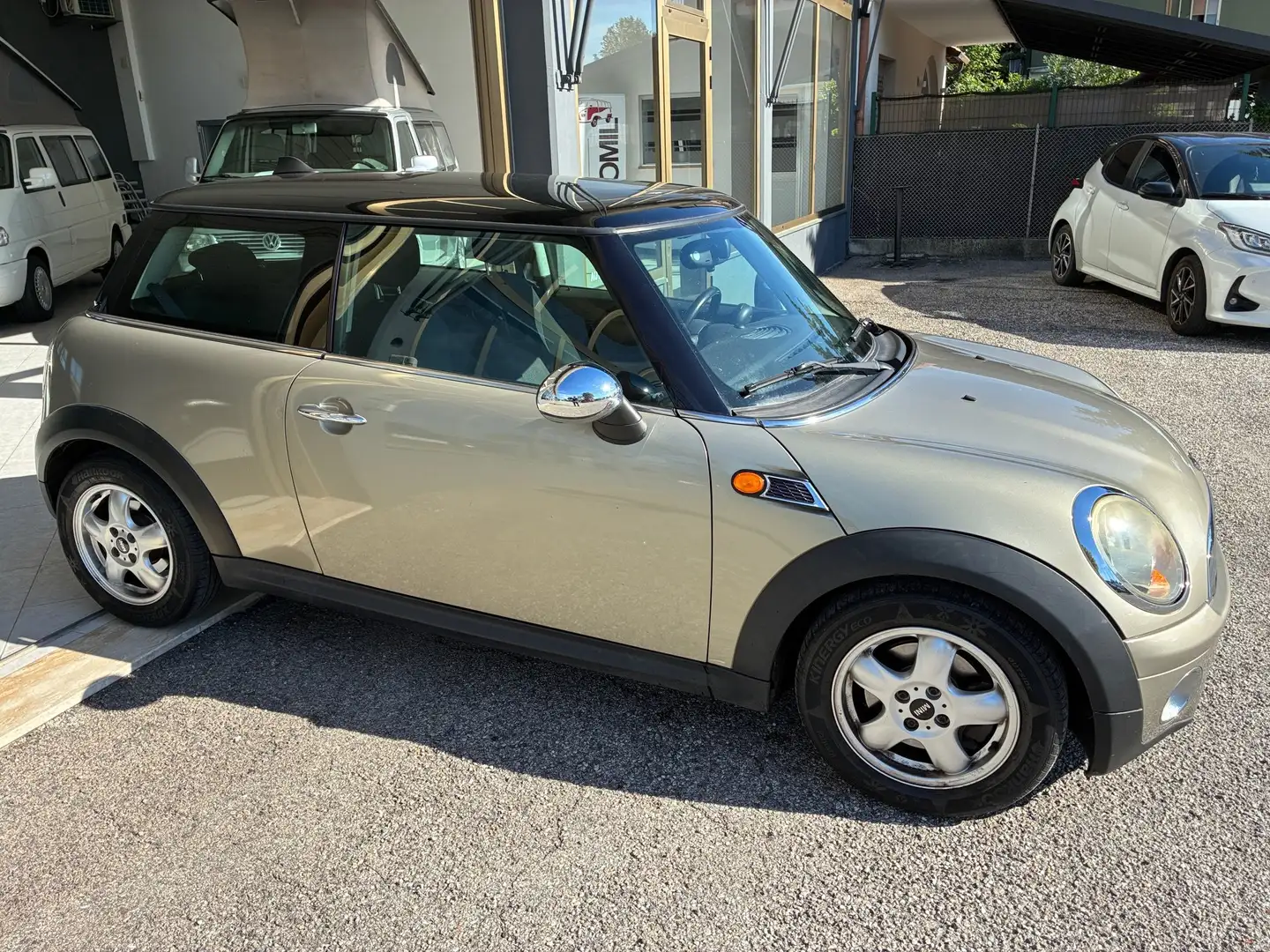 MINI Cooper D Mini III R56 Hatchback 1.6 Chili Beige - 1
