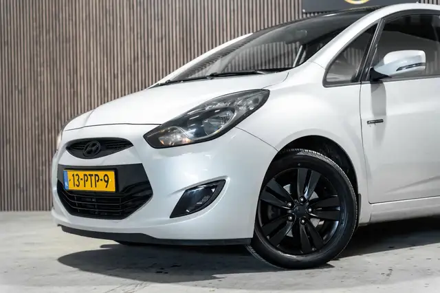 Hyundai Ix20 view 2