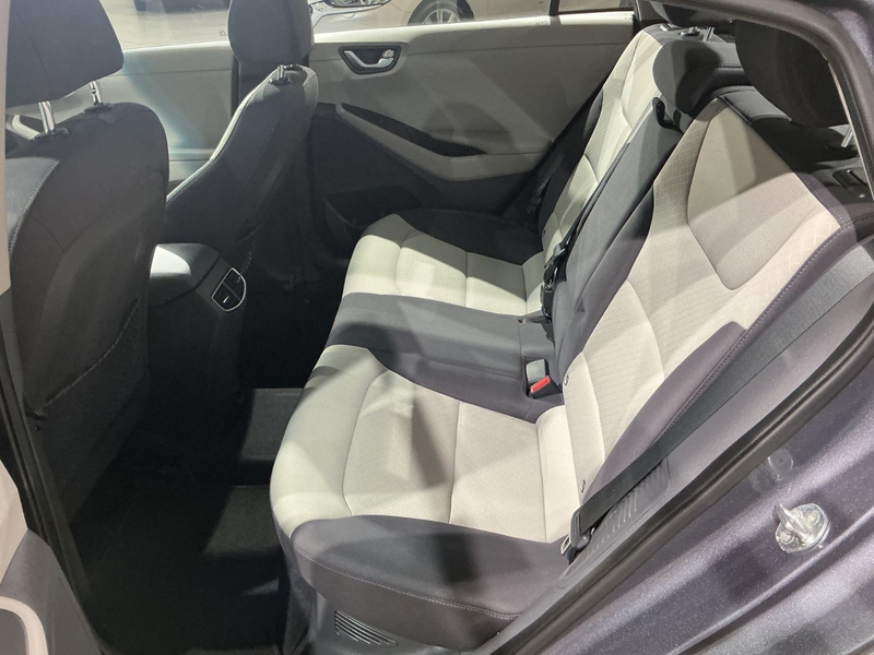 Hyundai IONIQ Ioniq Style Plug-In Hybrid*8Fach bereift* — photo 13