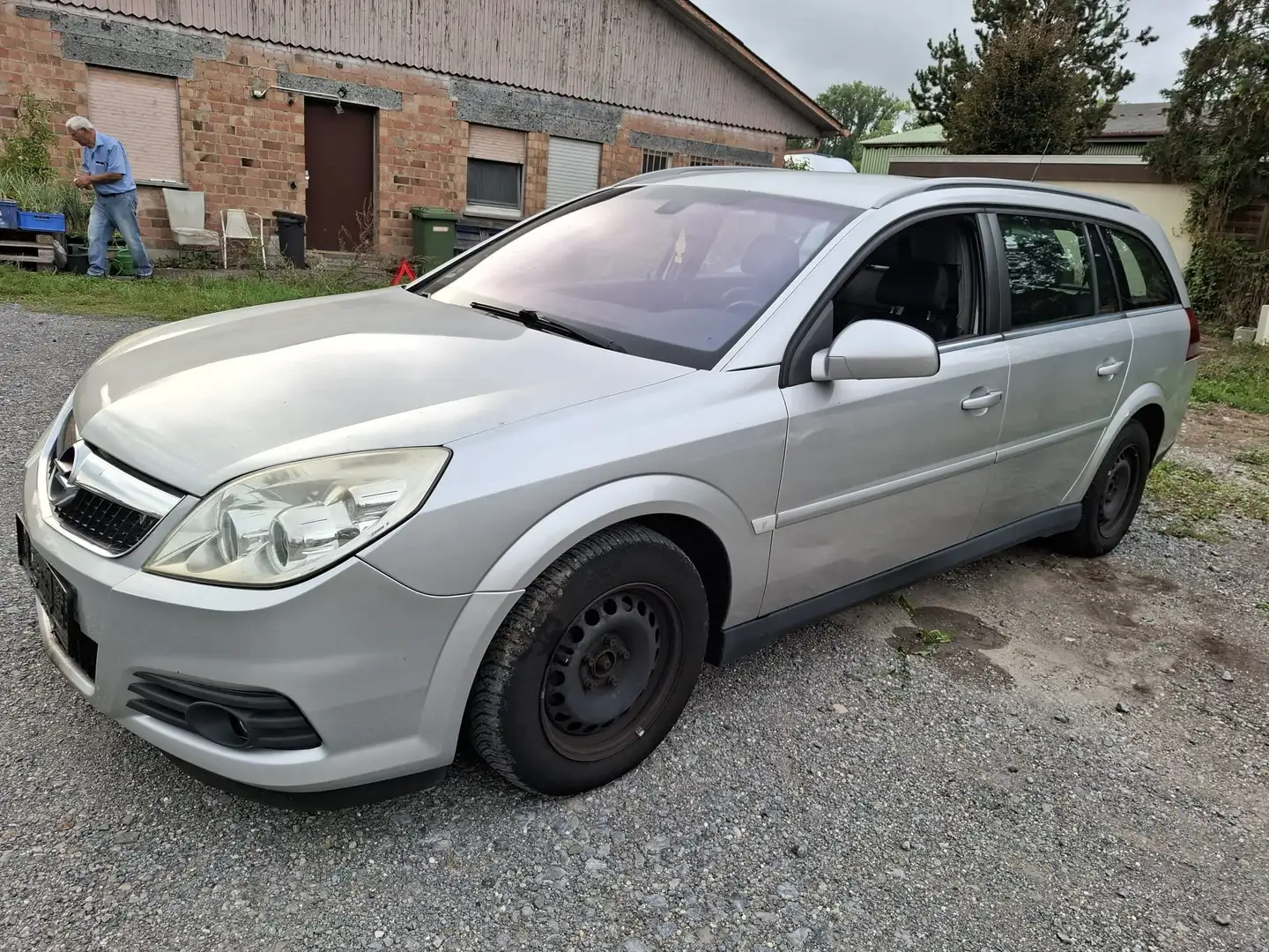 Opel Vectra Vectra 1.9 CDTI Caravan Automatik Edition Plus Silber - 1