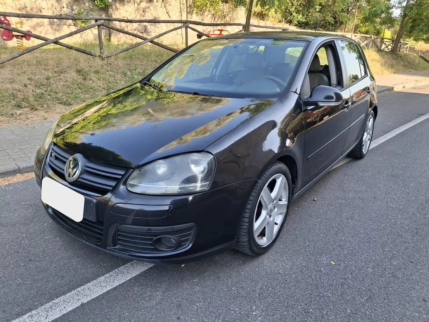 Volkswagen Golf Golf 5p 1.9 tdi Gt Sport Zwart - 1
