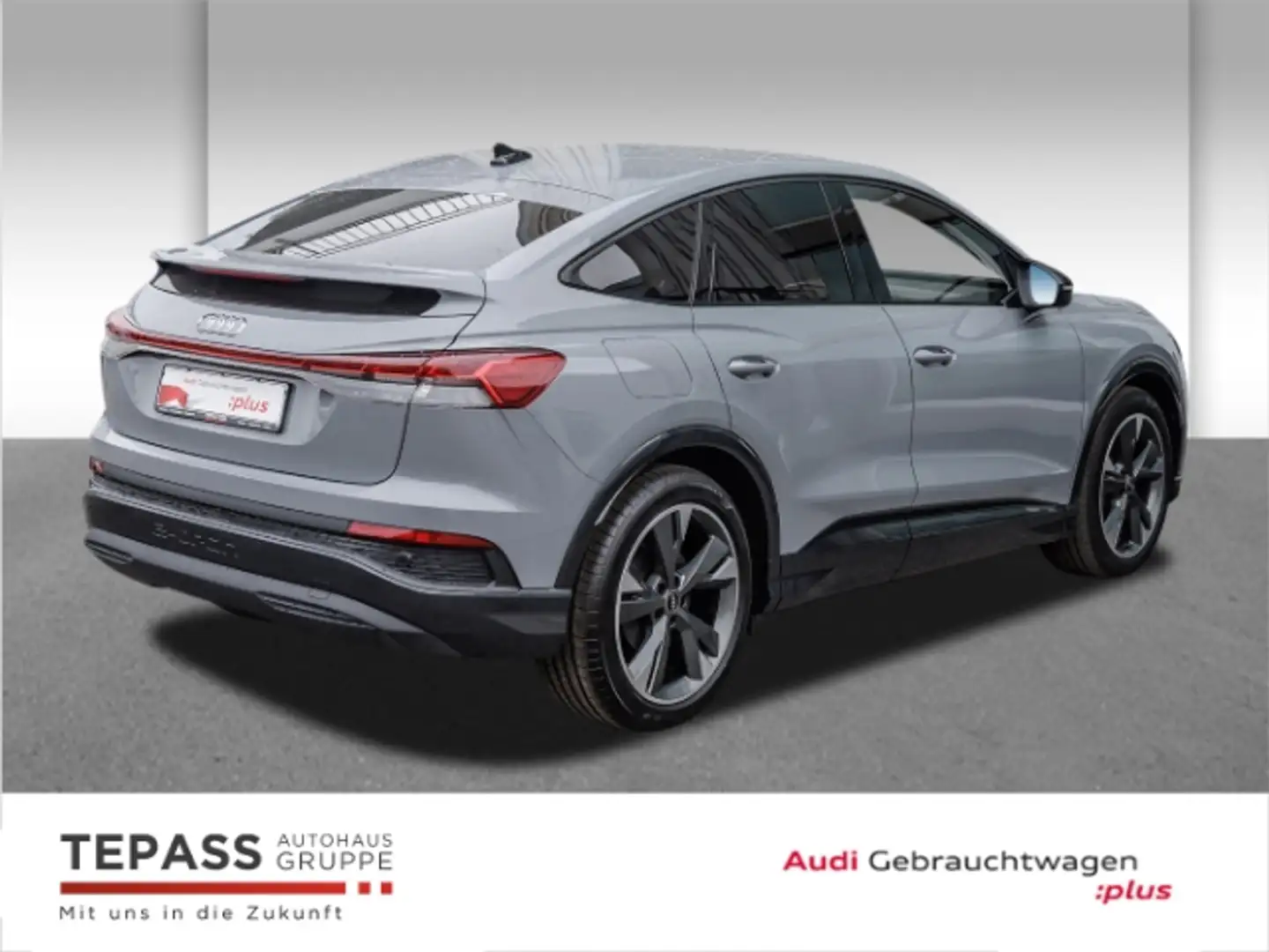 Audi Q4 e-tron 35 Sportback ADVANCED MATRIX HUD NAVI KLIMA Grijs - 2