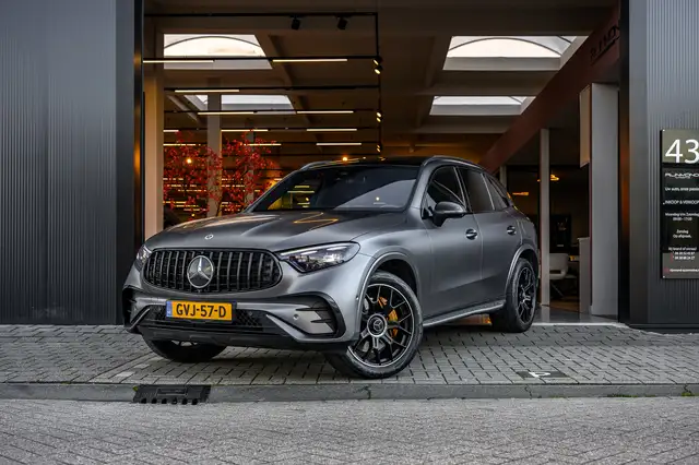 Mercedes-Benz GLC 400 400e 4MATIC AMG Line Night Pakket |Dealer Onderhou