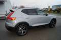 Volvo XC40 B3 Benzin 2WD Plus Dark DKG/Leder/Panorama Gris - thumbnail 4